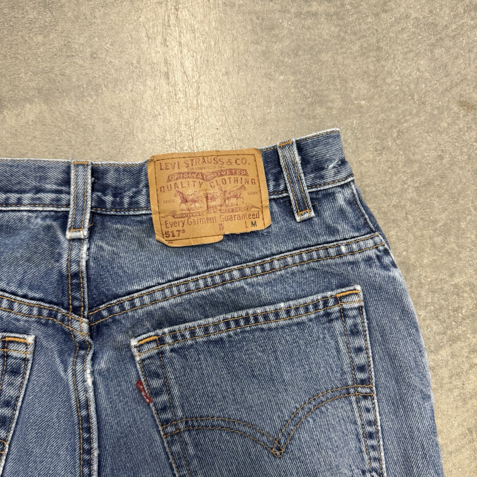 VTG Woman’s Levi’s 517 Bootcut Low Rise Blue Jeans Cotton Medium Wash 28 x 28