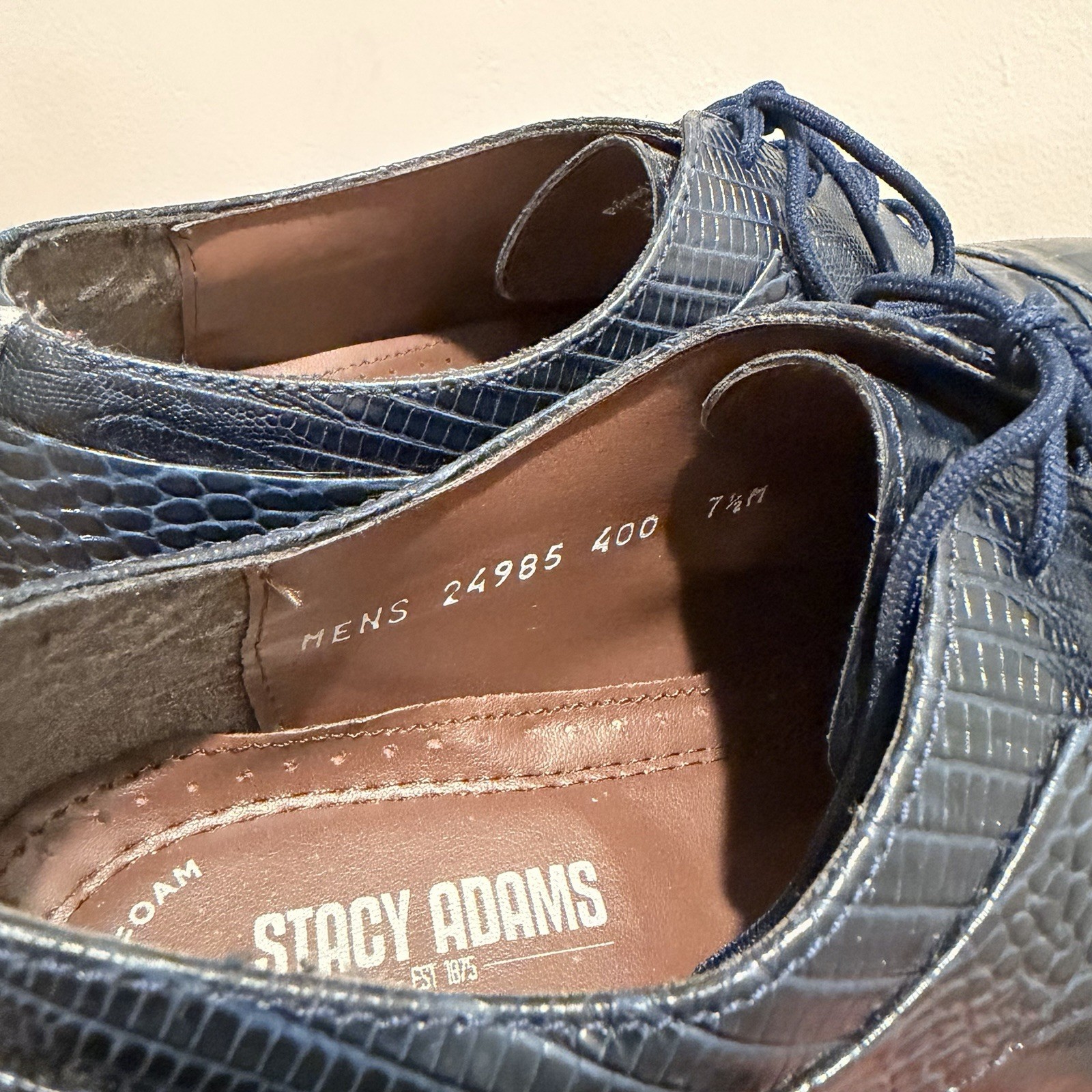 Stacy Adams Men’s SIZE 7.5 Blue Croc-Embossed Leather Derby Dress Shoes 24985