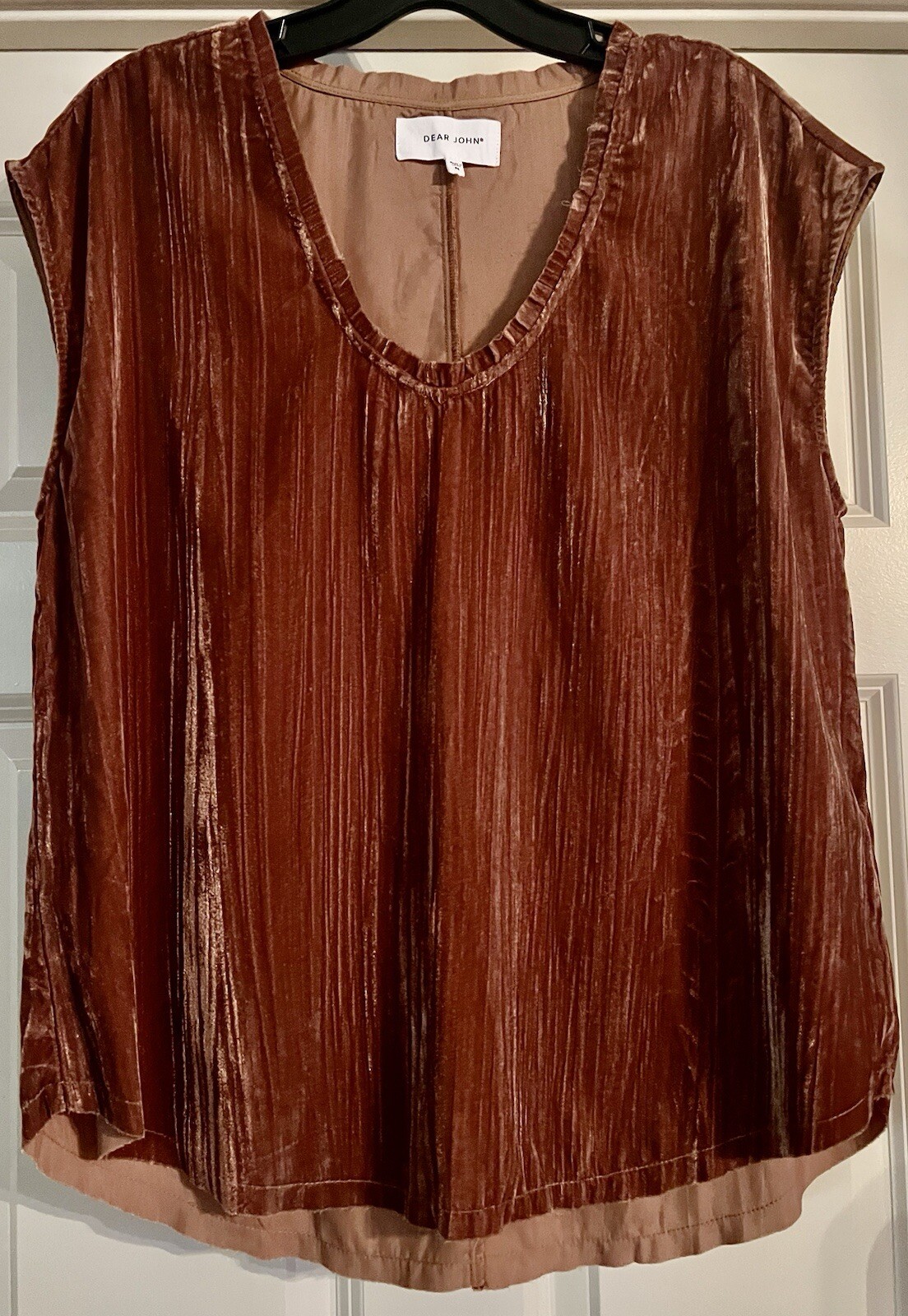 Dear John Mob Wife Glam Velvet Old Money Quiet Luxury Scandi Minimal Size M