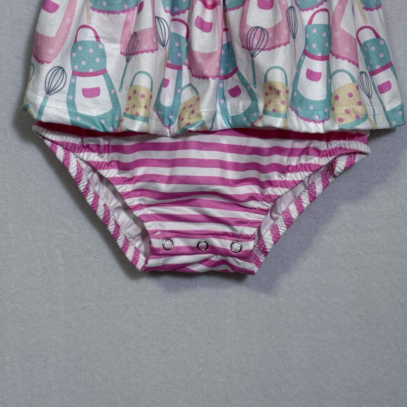Pete + Lucy Baking Beauty Pink Blue Bubble Bodysuit Romper Girl’s Size 18-24M