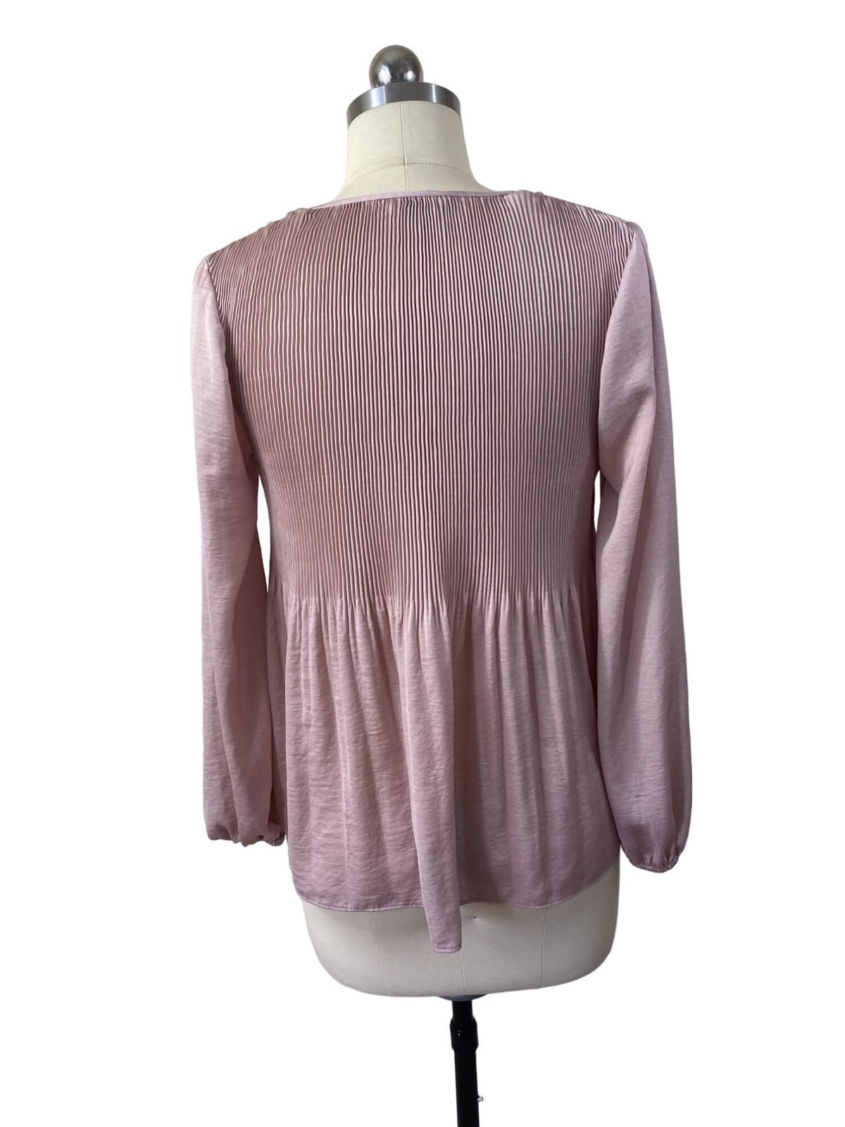 Lucky Brand Romantic Boho Blouse Womens XS Pink Pleated Satin Soft Balletcore