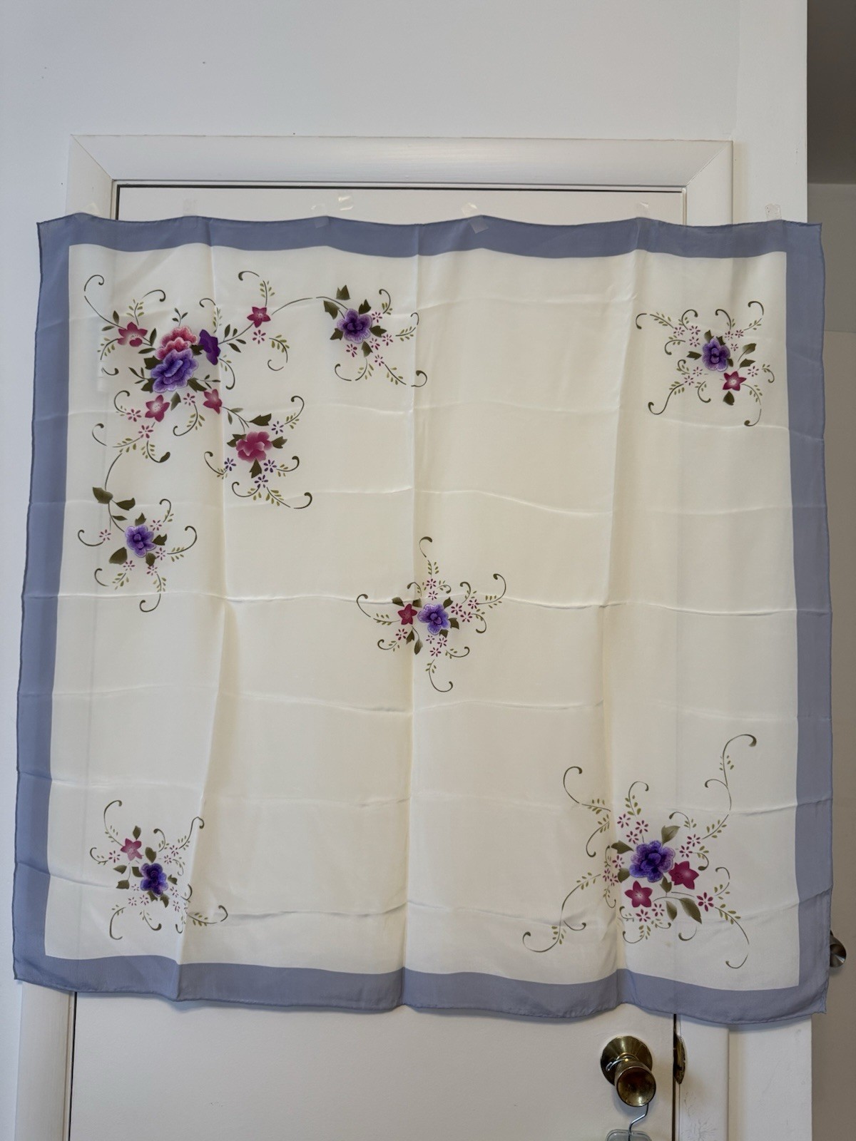 SILK Large Floral Scarf 40×40 Inches Embroidered Gray Purple White Stunning