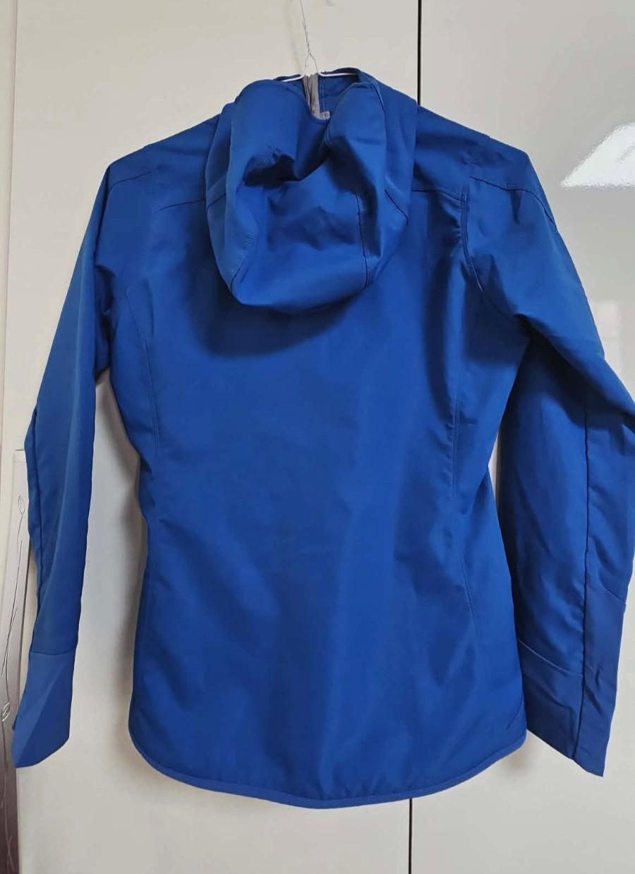 Patagonia Women’s Teal Blue Levitation Hoodie Waterproof Jacket Size XS