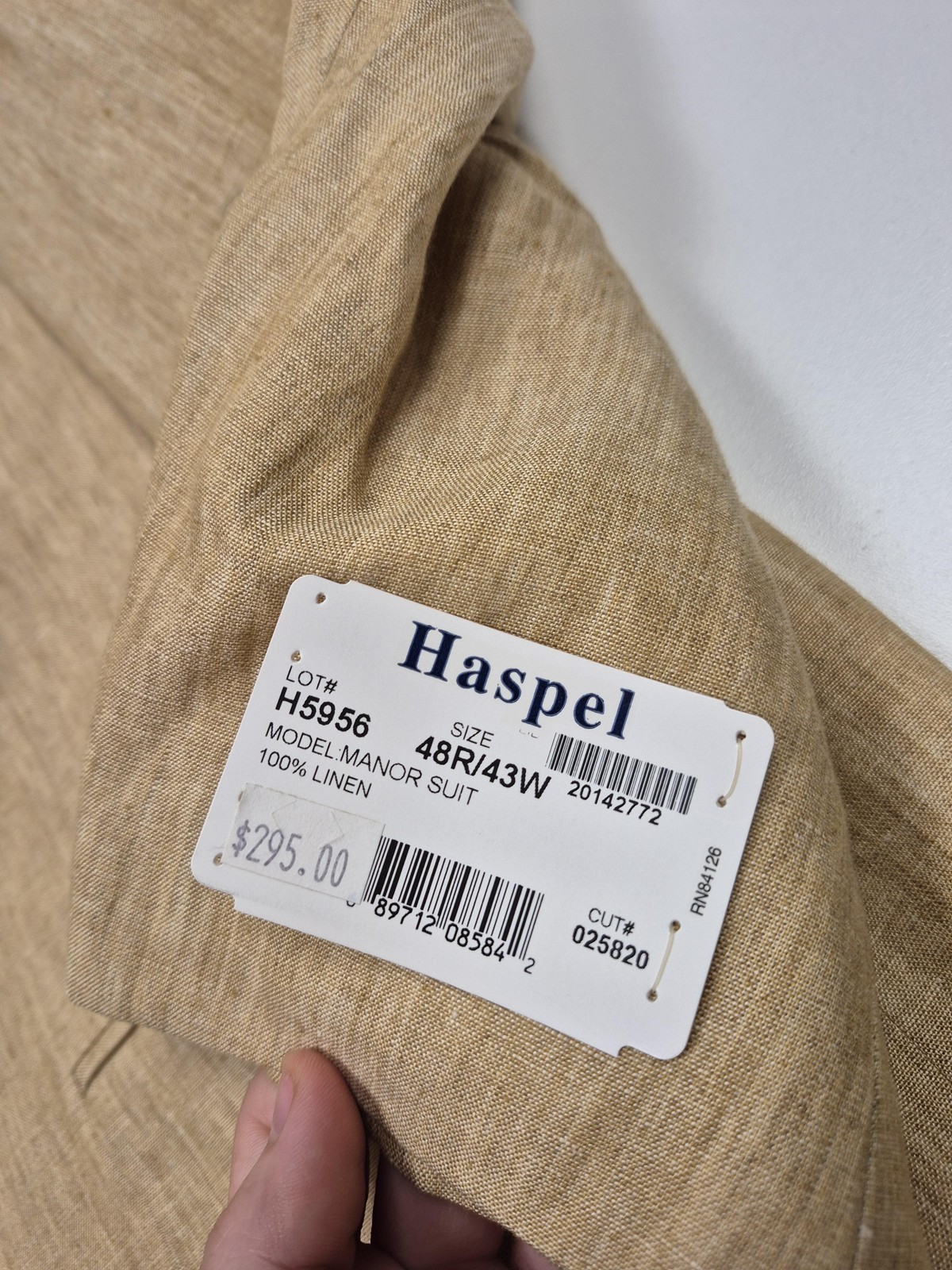 VTG Haspel Suit Men’s 48R Beige 100% Linen 2 Piece 43×36 Manor Pleated NWT