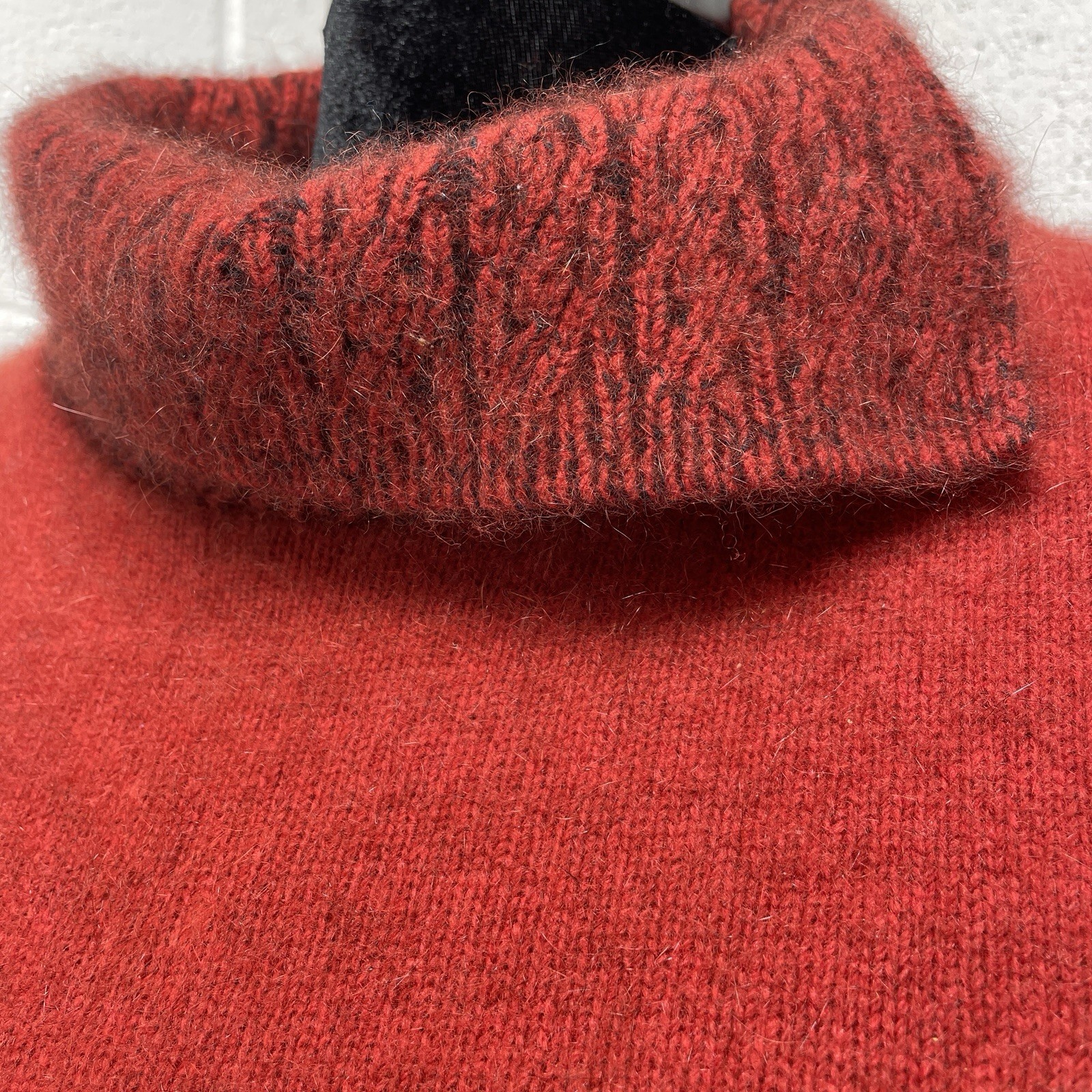 KORU Two Tone Red Jumper Sweater Wm’s XL Merino Wool, Possum,Silk Retail $240