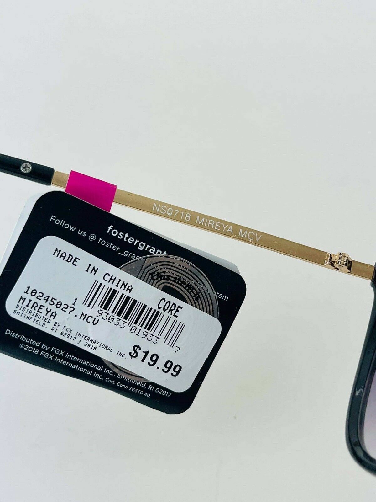 Foster Grant Maxblock 100% UVA / UVB Protection Black Gold Sunglasses For Women