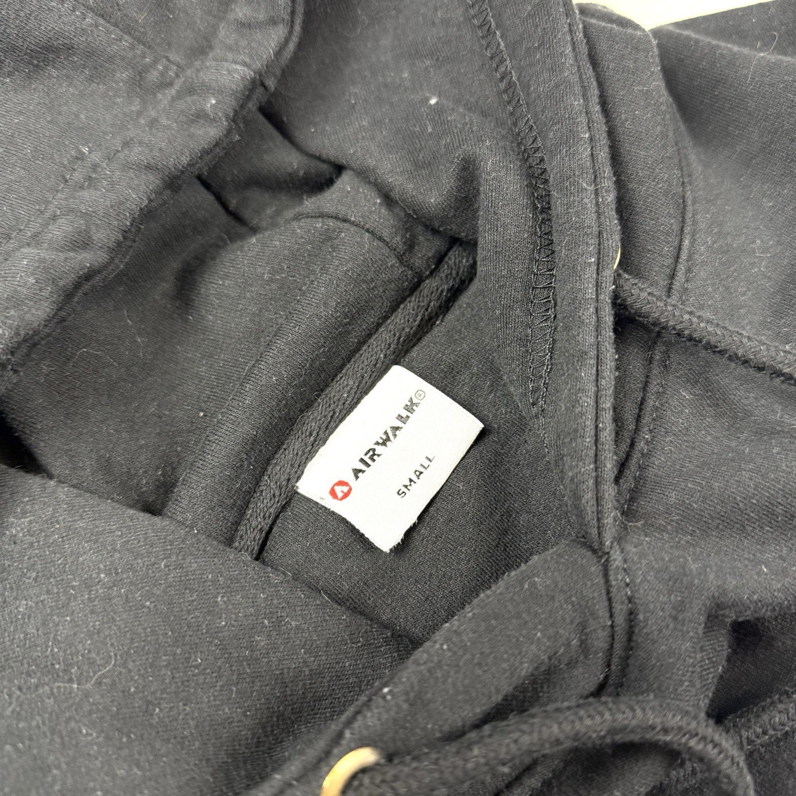 Airwalk Hoodie Men’s Size Small Black Spell Out Logo Skateboarding Y2K Pullover