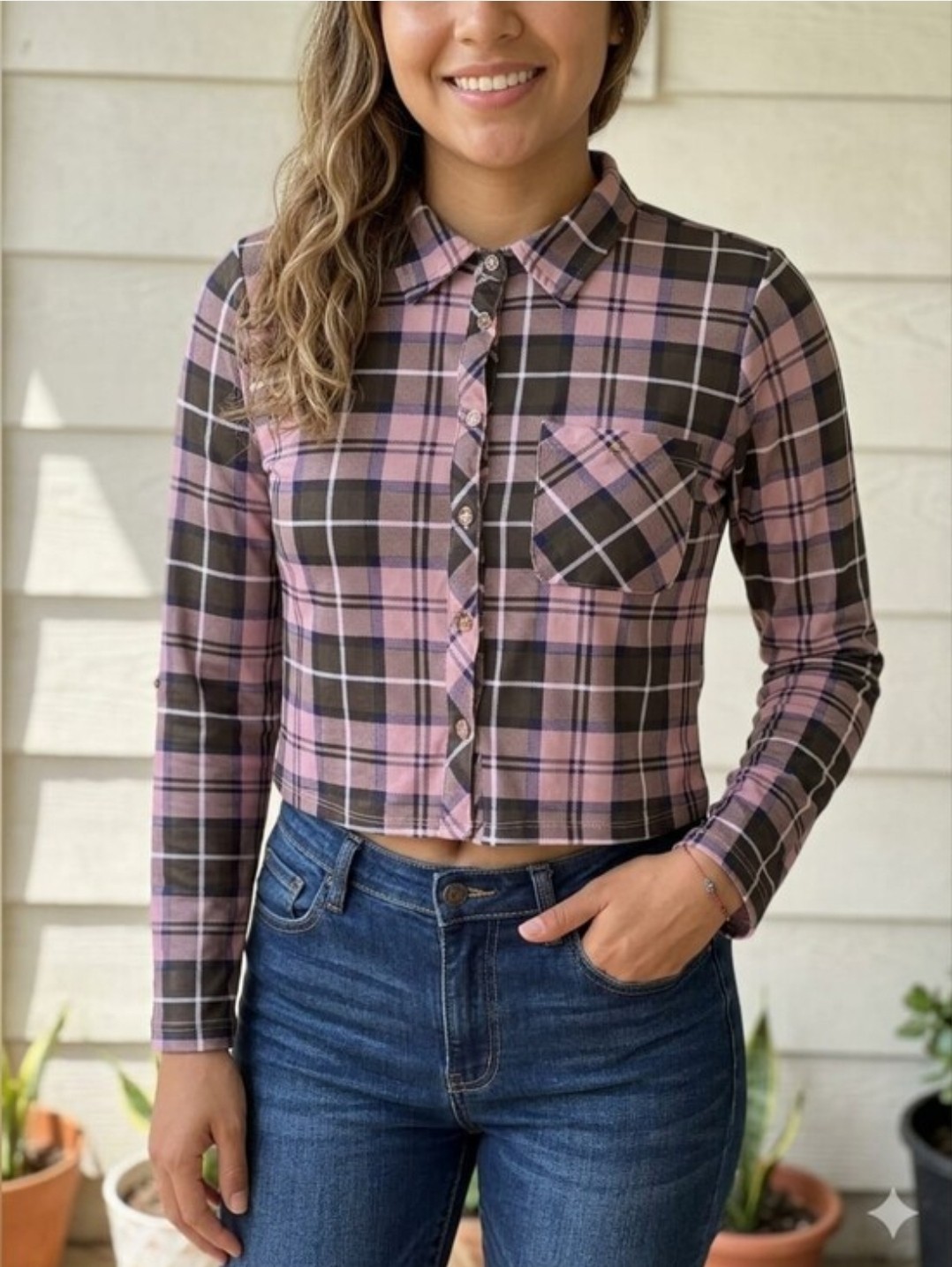 no comment NY.LA Women’s M Pink/Black Plaid Cropped Button-Up