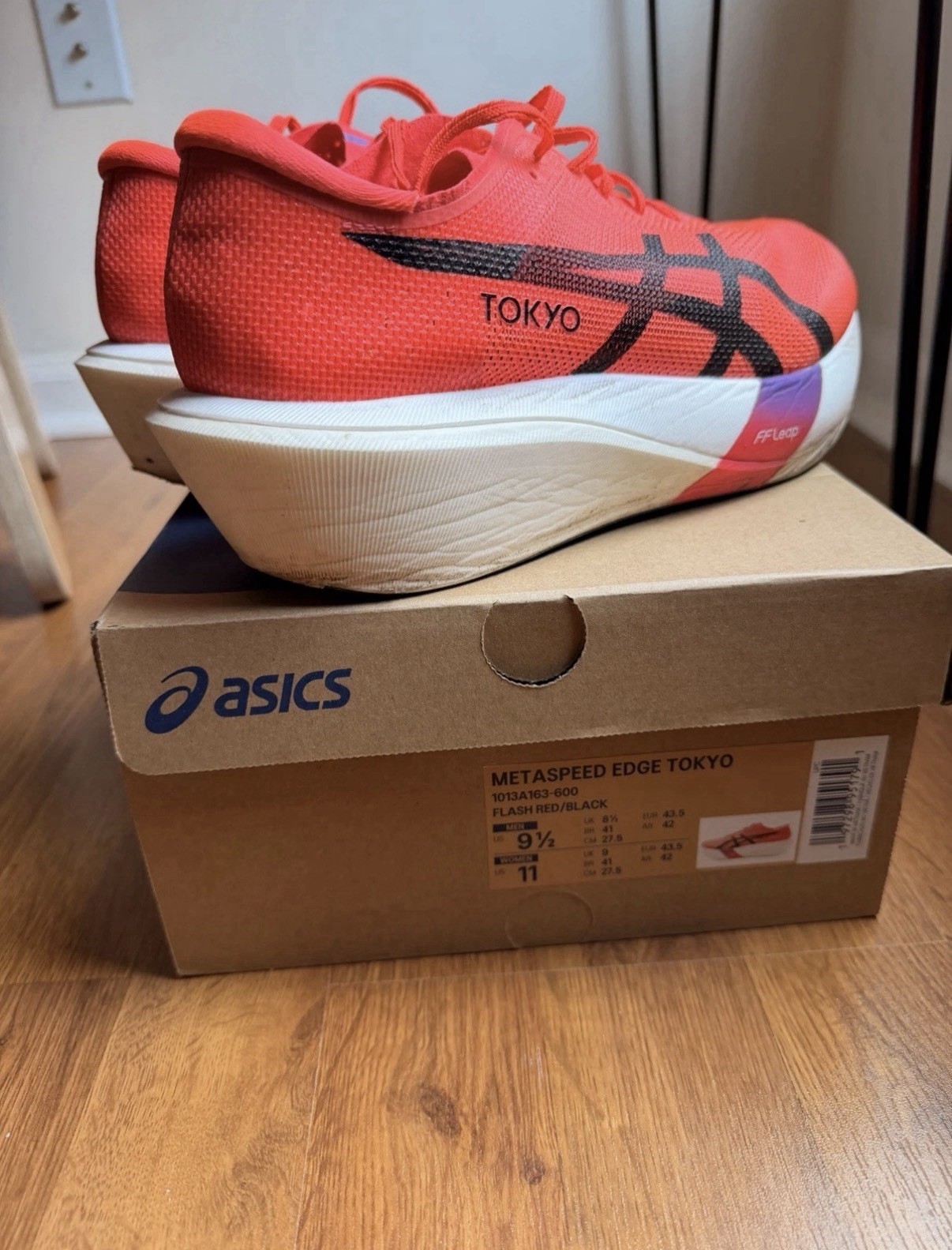 Size 9.5 – ASICS Metaspeed Edge Tokyo Flash Red (37miles)