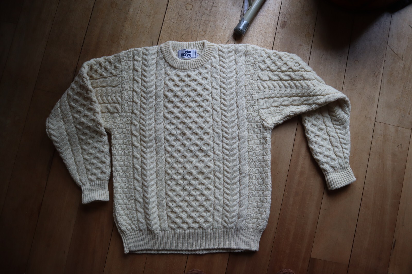 New Ivory Wool Cable Knit JOHN MOLLOY Pullover Irish Knit Sweater Small