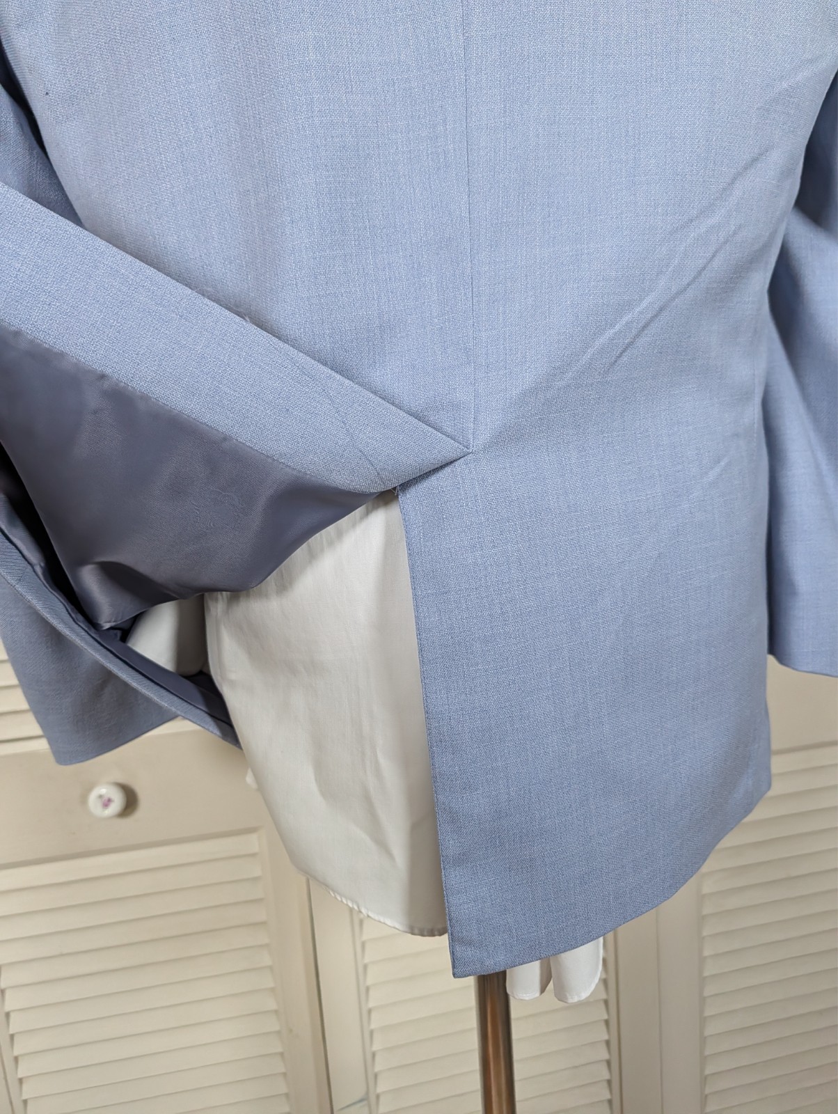 Covington Blazer Jacket Sport Coat Mens 42R Sky Blue Rayon 2 Button Front