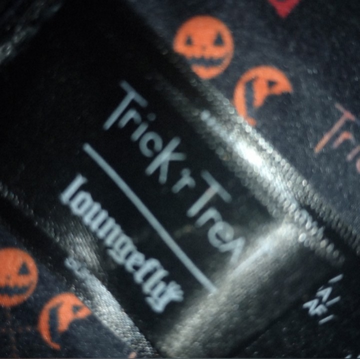 NWT Loungefly Trick ‘r Treat Sam Round Jack-O’-Lantern Crossbody Bag Zip Strap