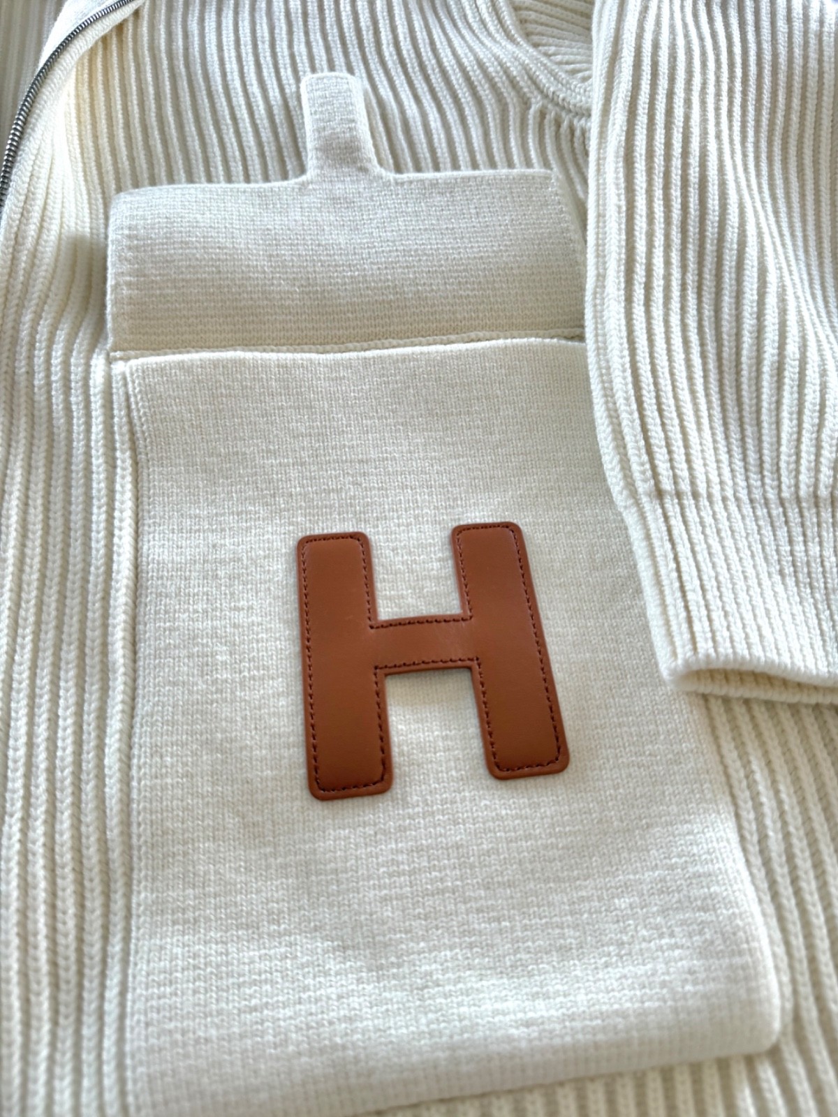HERMES H JACKET WOOL KNIT (38) – BLANC / NATUREL – BRAND NEW WITH TAGS