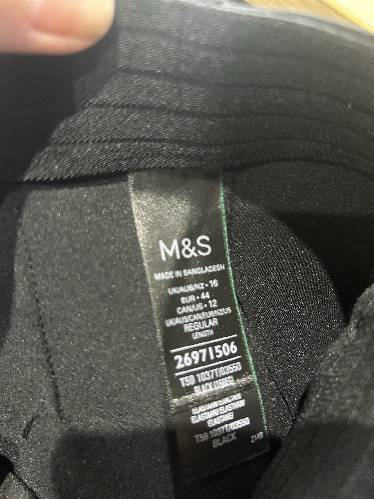 M&S Women’s Size 16 Regular Stretchy Trousers Jeggings Black Pockets VGC