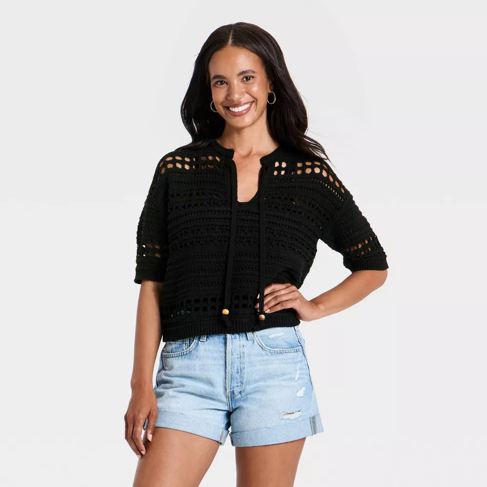 Women Short Sleeve Openwork V-Neck Pullover Sweater – Universal