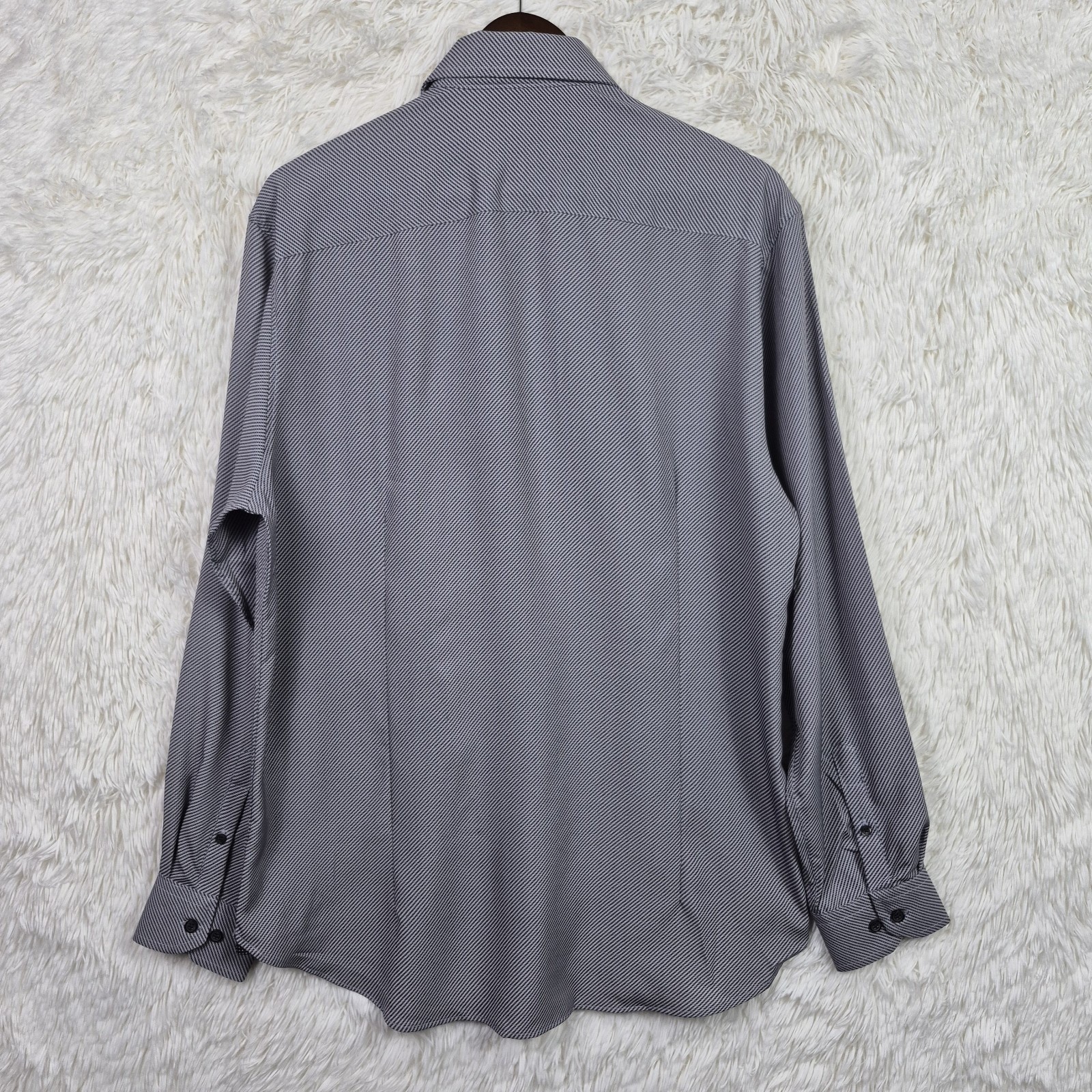 WRK Men’s Dress Shirt 4 Way Stretch Black White Flip Cuff Sz 16 Geo Mini Check