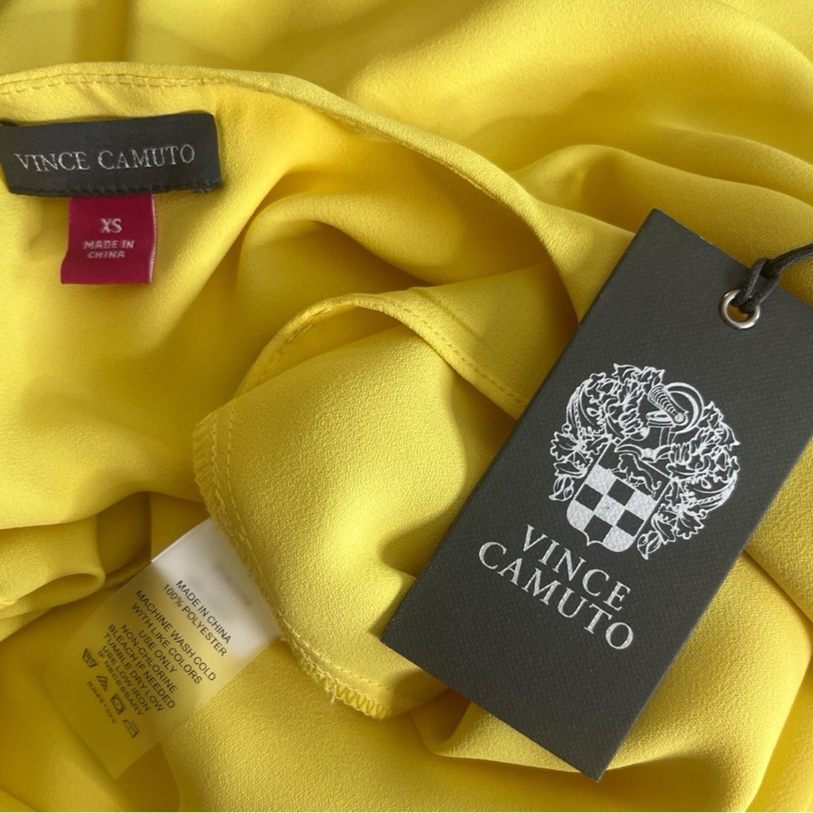 Vince Camuto sunburst yellow V-Neck 3/4-Flutter Sleeve Blouse NEW size XS