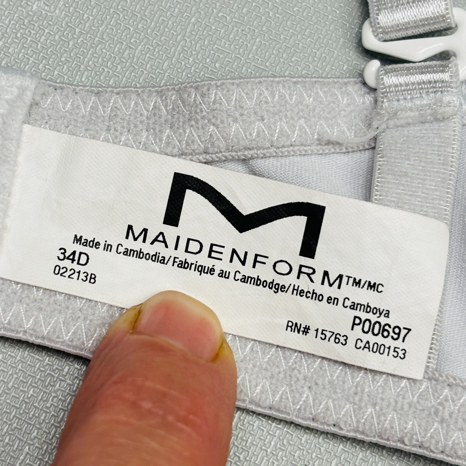 Maidenform Bra 34D Grey Padded Underwire Multiway Straps