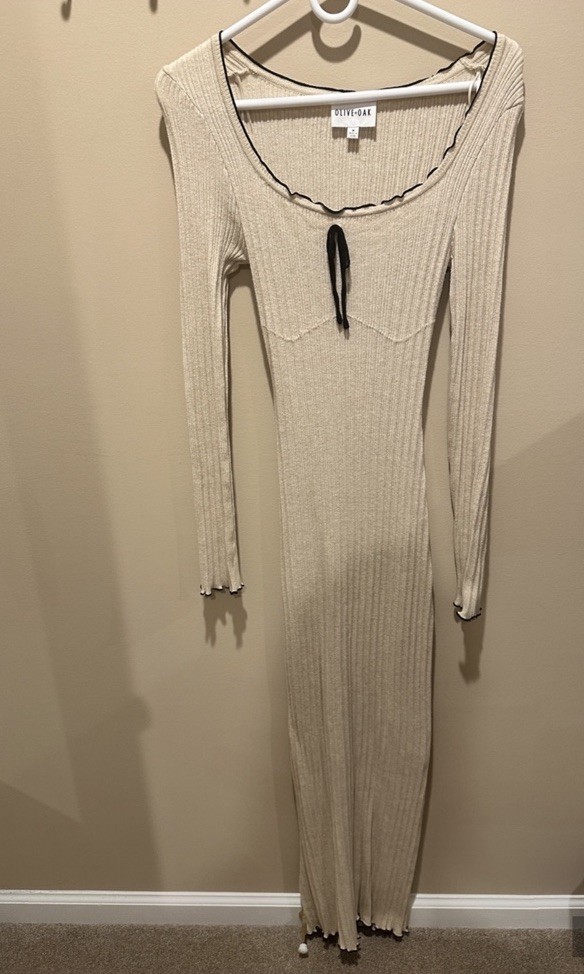 Olive + Oak Womens M Beige Black Ribbed Knit Maxi Sweater Dress Scoop Tie