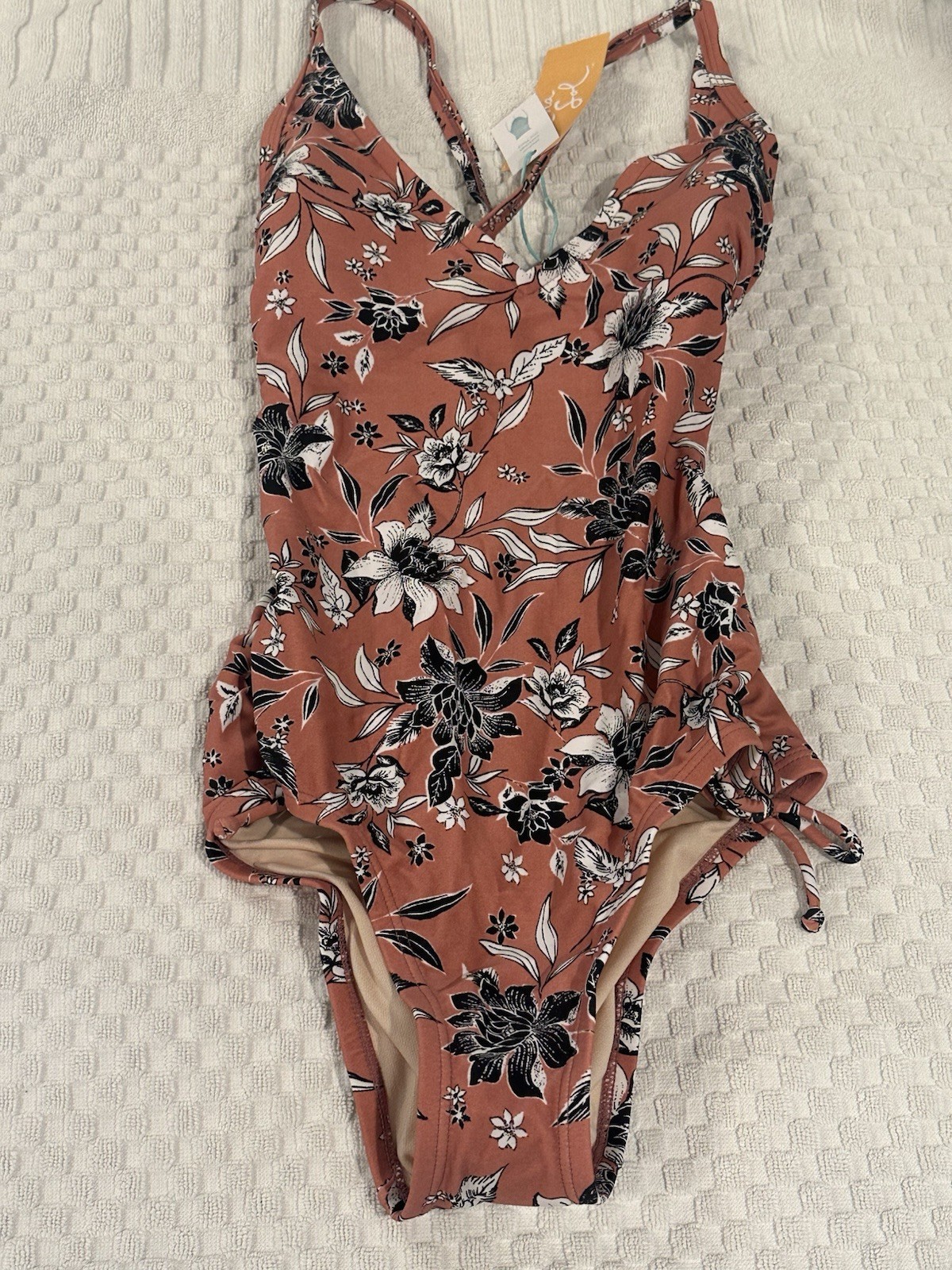 One Piece Womens 0-2-X-Small Floral Print Swimsuit by Kona Sol-NEW WITH TAGS!
