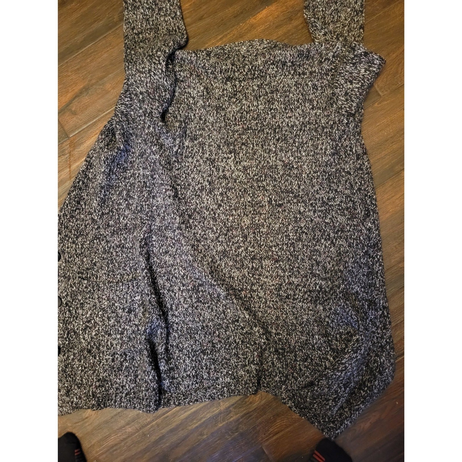 Chicos Marled Knit Cardigan Sweater Black White Button Front Size 0 Longline 814