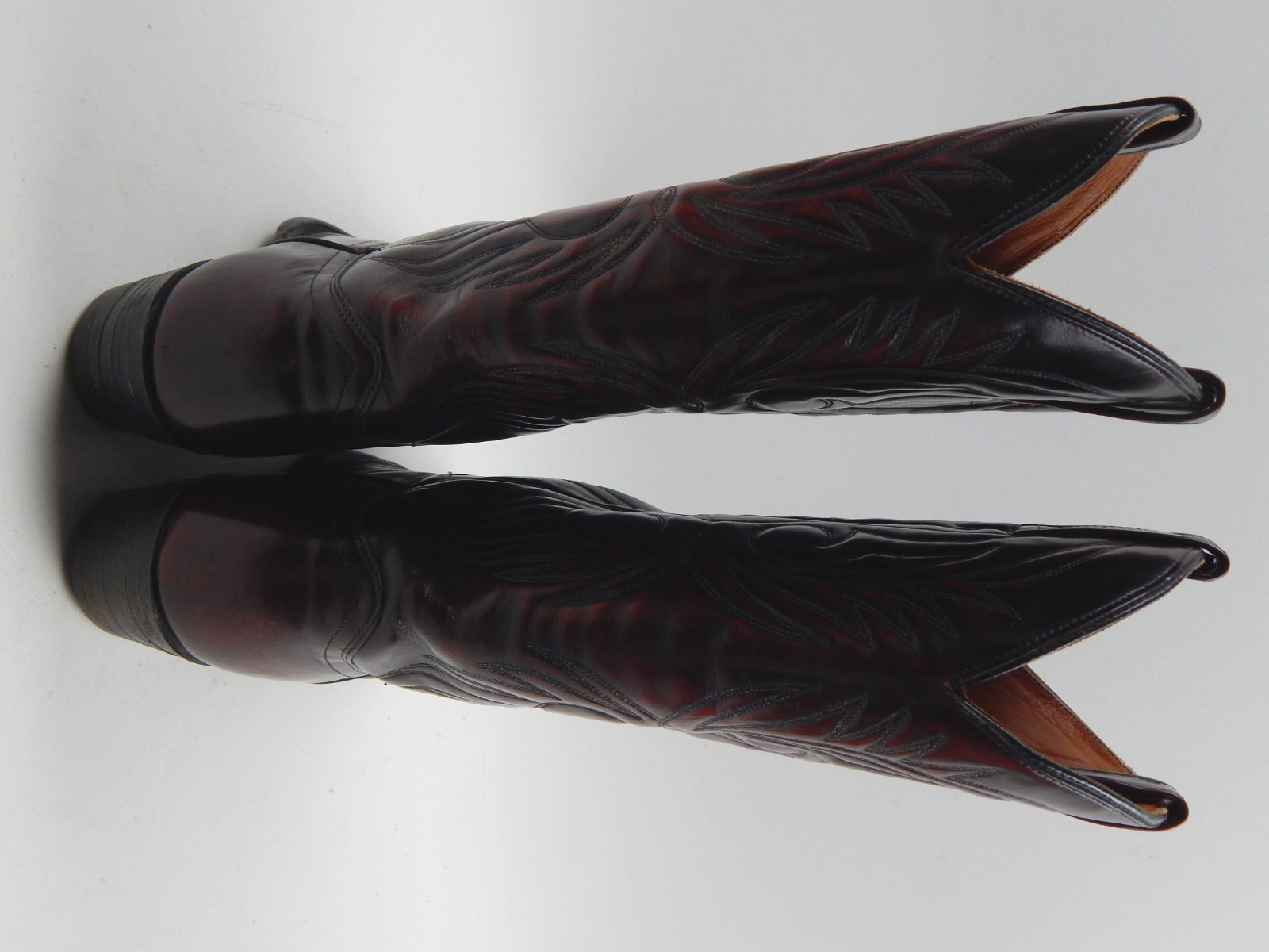 VTG J Chisholm Handcrafted Western Boots Style 990 Oxblood Black Cherry Men’s 8D