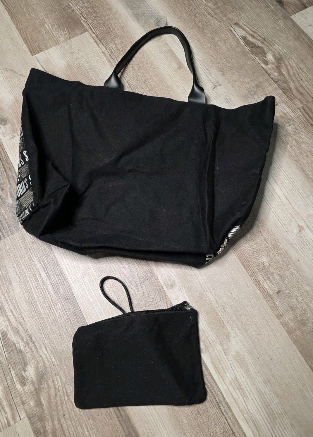 Victoria’s Secret Women’s Sequins Bling Large Tote Bag Silver & Black $68 NEW