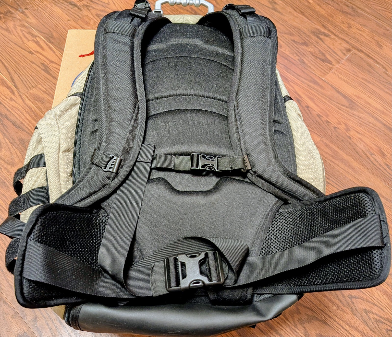 Rare Oakley Kitchen Sink Backpack Khaki Tactical Field Gear Pack Bug Out Bag