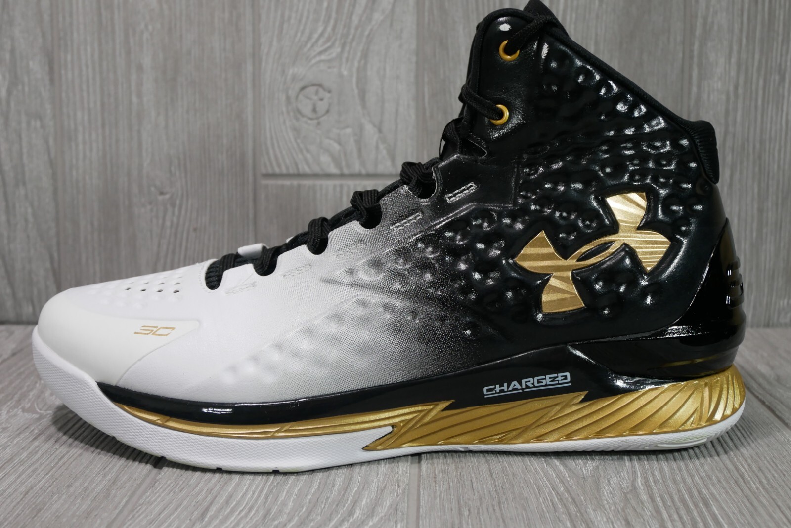 Under Armour Stephen Curry 1 MVP Basketball Shoes Sizes 9 – 12 3026051-001
