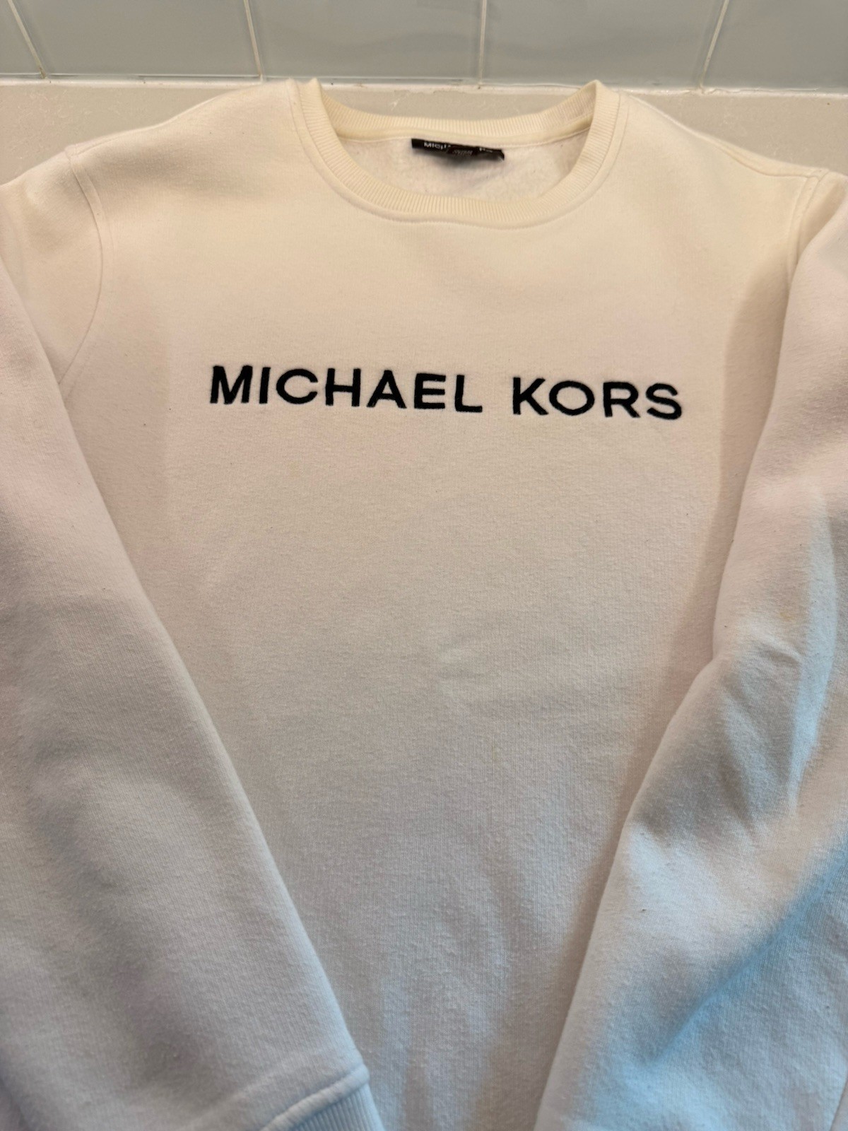 2 Tommy Hilfiger & Michael KORS White Sweatshirts Comfy Medium LRG