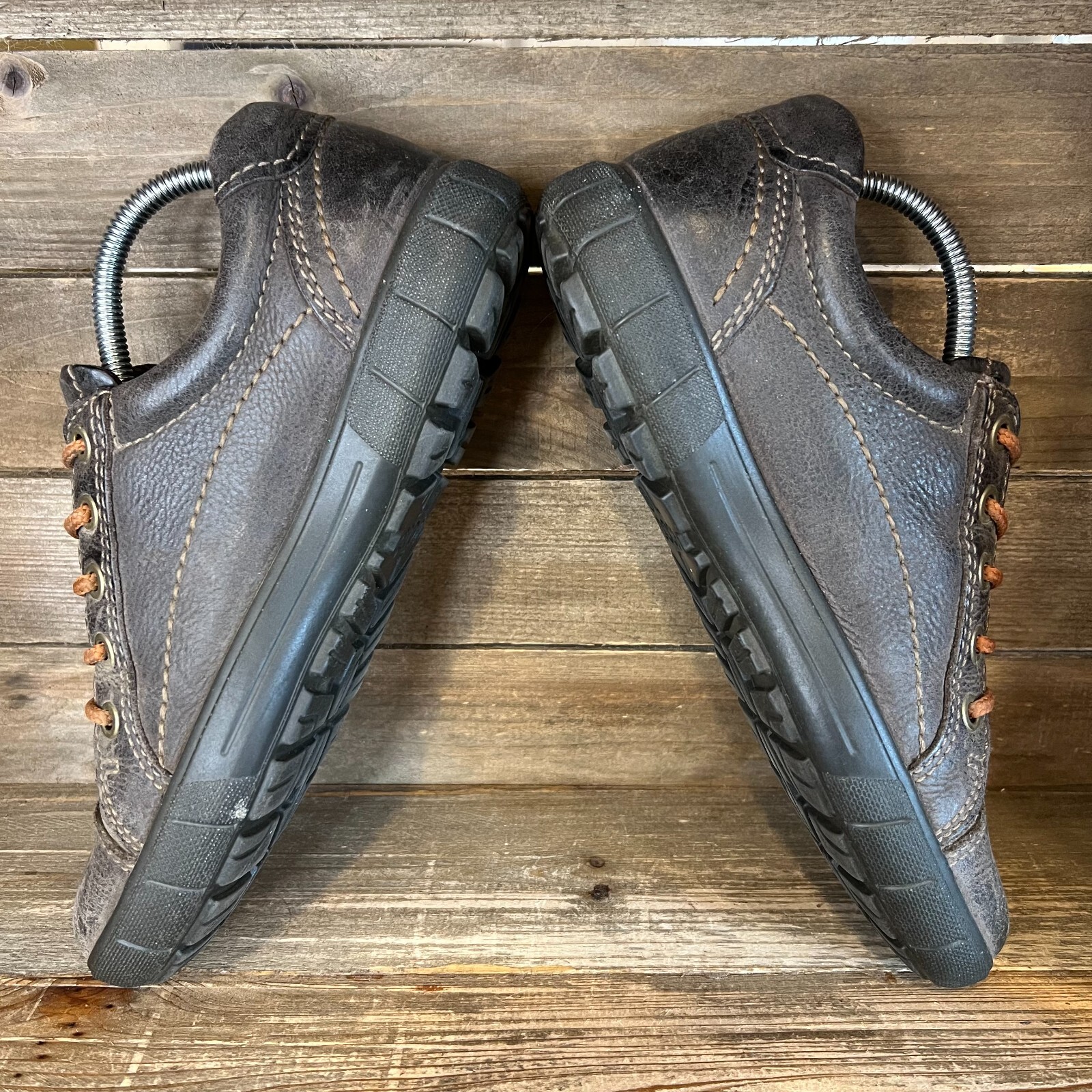 Womens Ecco Brown Pebbled Leather Low Comfort Shoes Sneakers Size EU 40 US 9-9.5