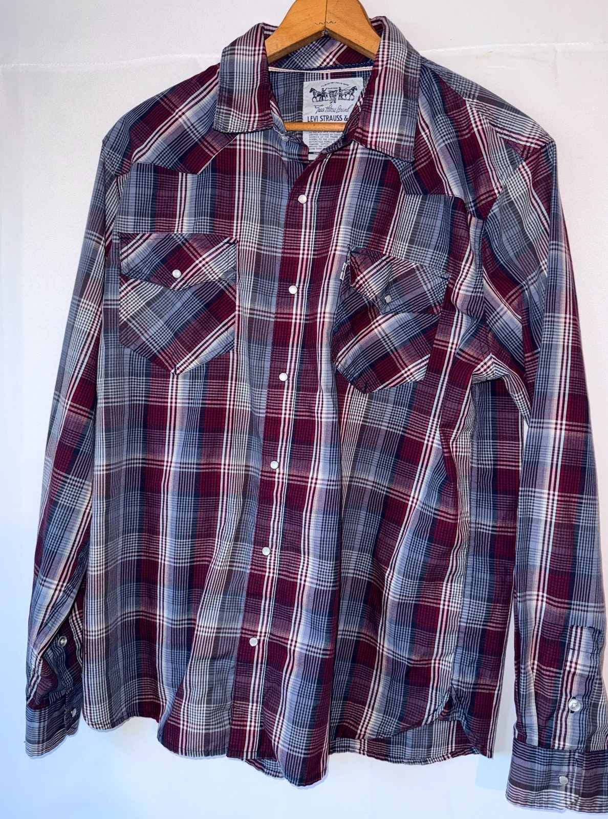 Levi’s Plaid Western Snap Front Shirt Size Large