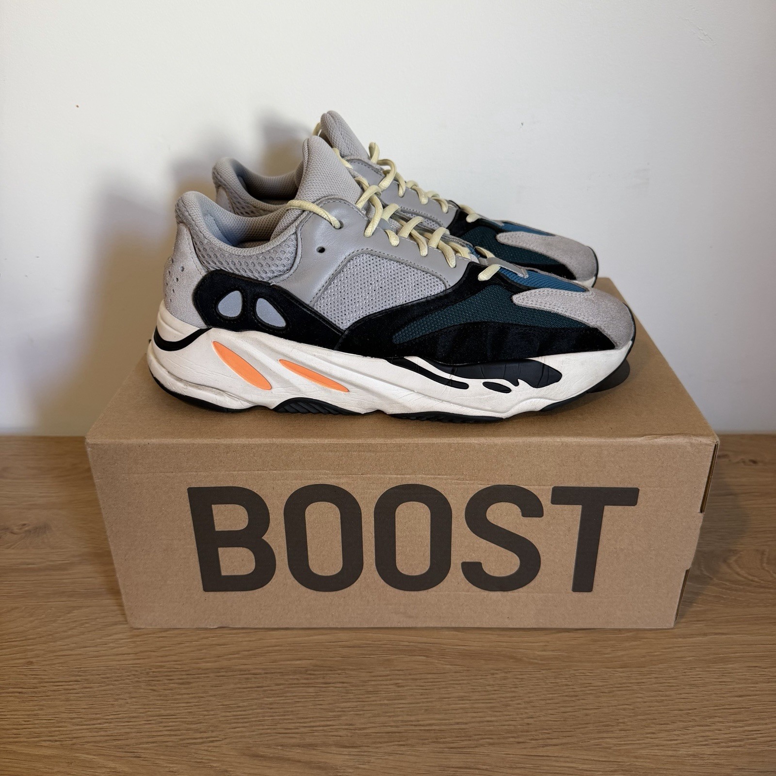 adidas Yeezy Boost 700 Wave Runner – Size 10.5