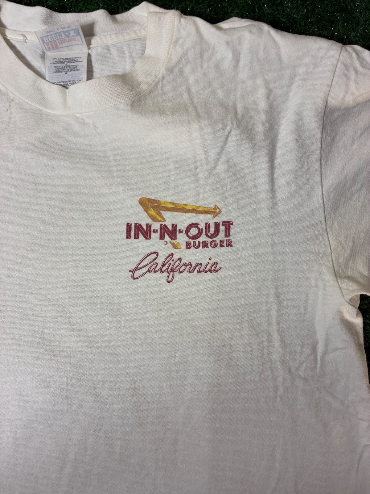 Hanes 2000s In-N-Out Burger California Shirt Size Large