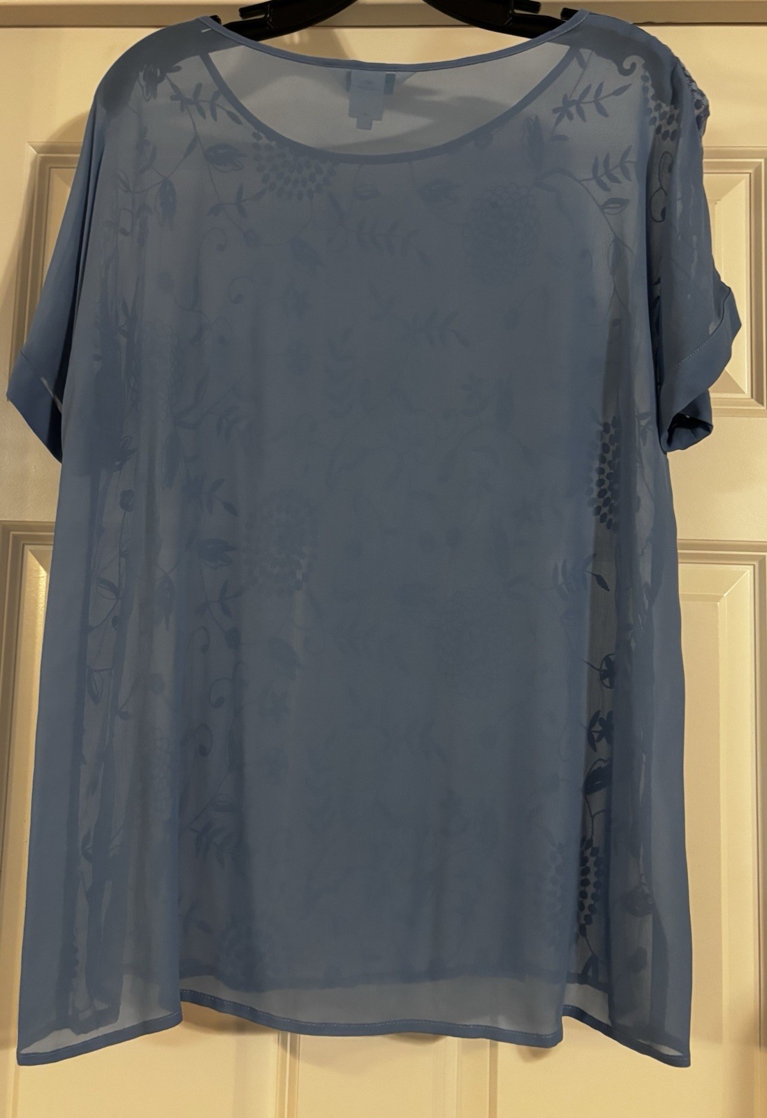 Sundance Silk Old Money Coastal Preppy Quiet Luxury Indie Embroidered Size S