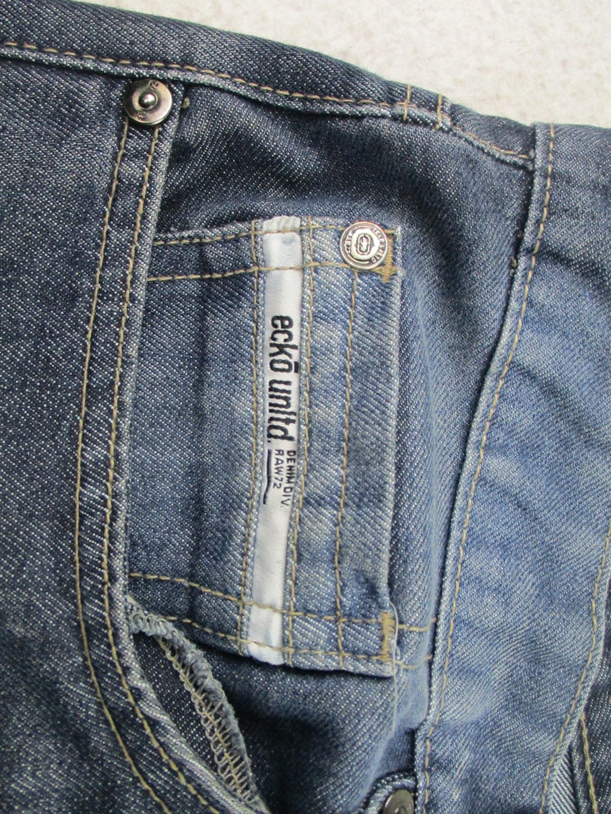 Ecko Unltd Jeans Mens 38 Dark Wash Athletic Fit Rhino Logo Back Pocket