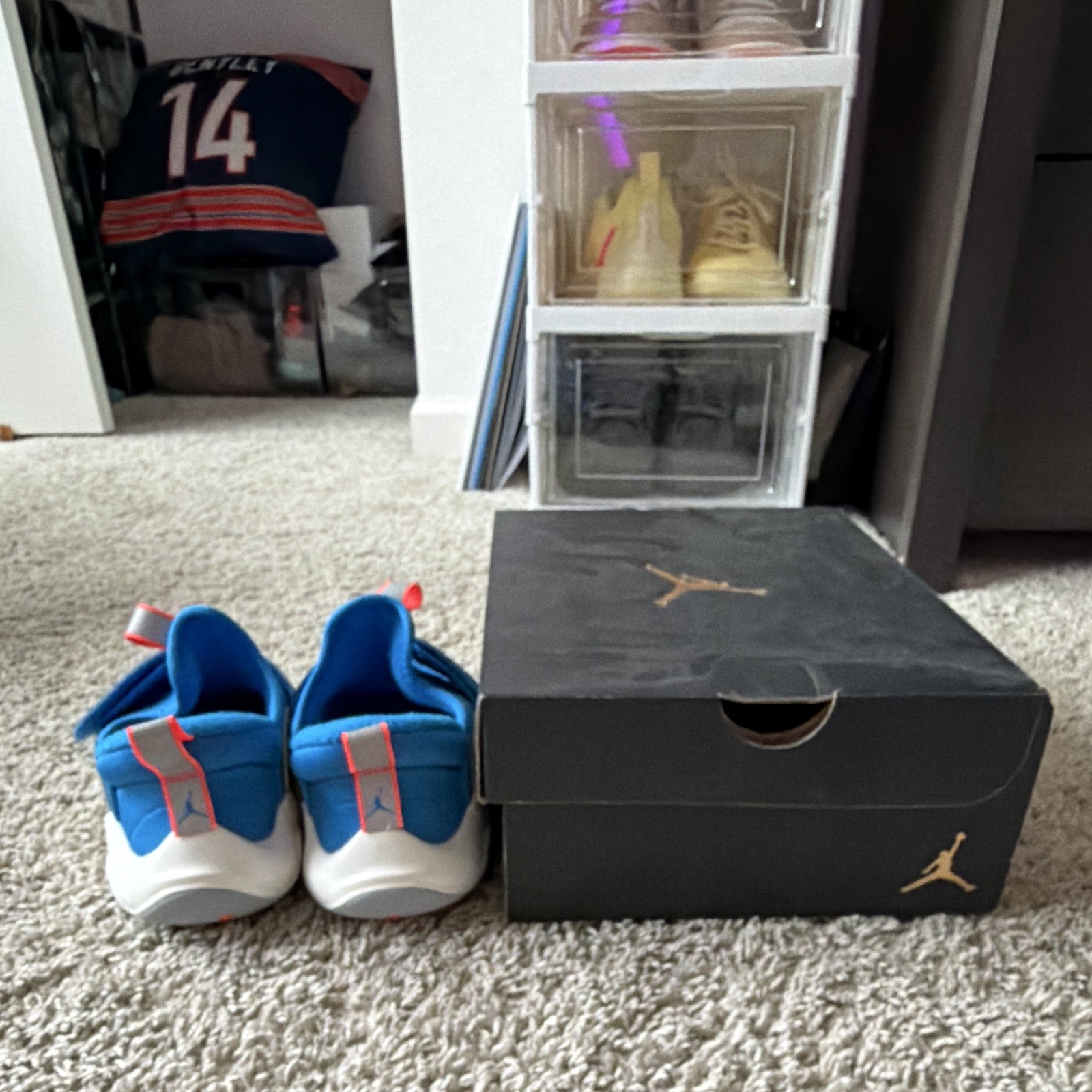 Jordan 23Seven Kids Hook & Loop Low Top Sneakers Blue/Gray/Red 1Y HV4425-400