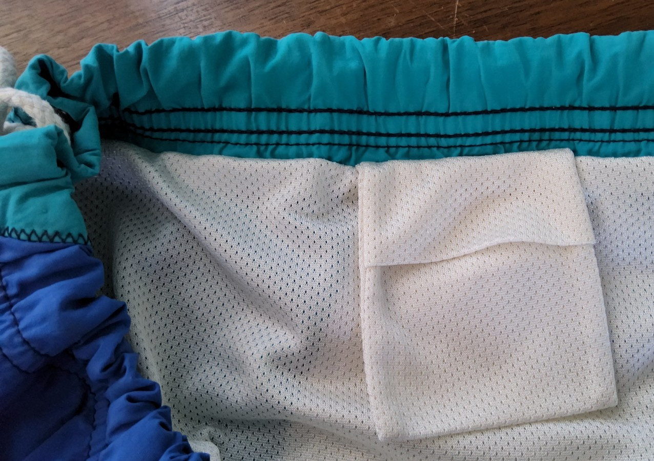 VTG 1990s COLOR BLOCK SWIM SURF SHORTS. BOARD TRUNKS. POCKETS. Blue Teal Purple.