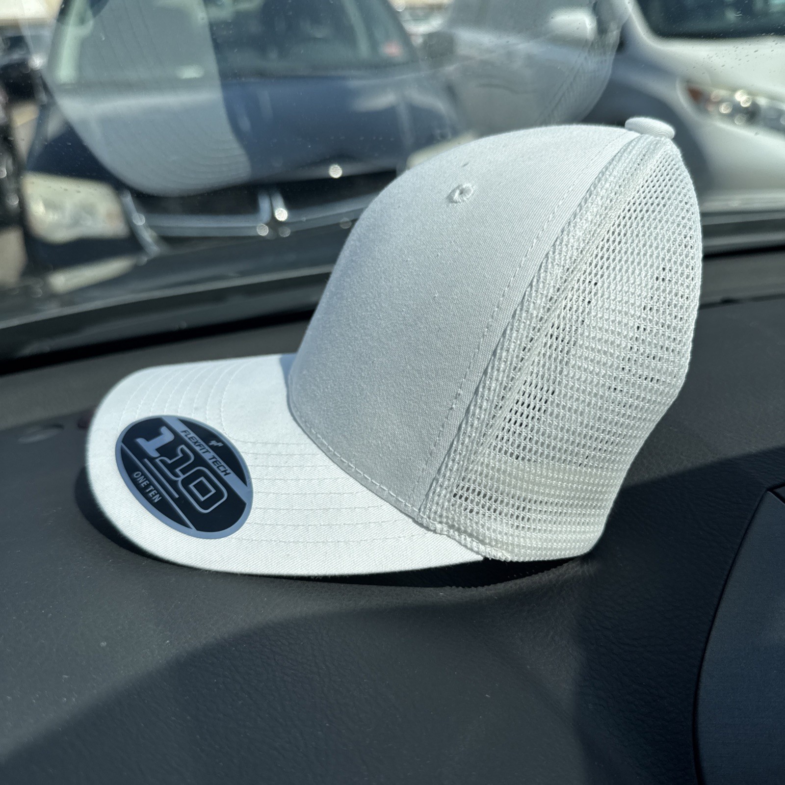 Flexfit Tech One Ten Men 110 Structured Six-panel Mesh back Cap Hat 110m