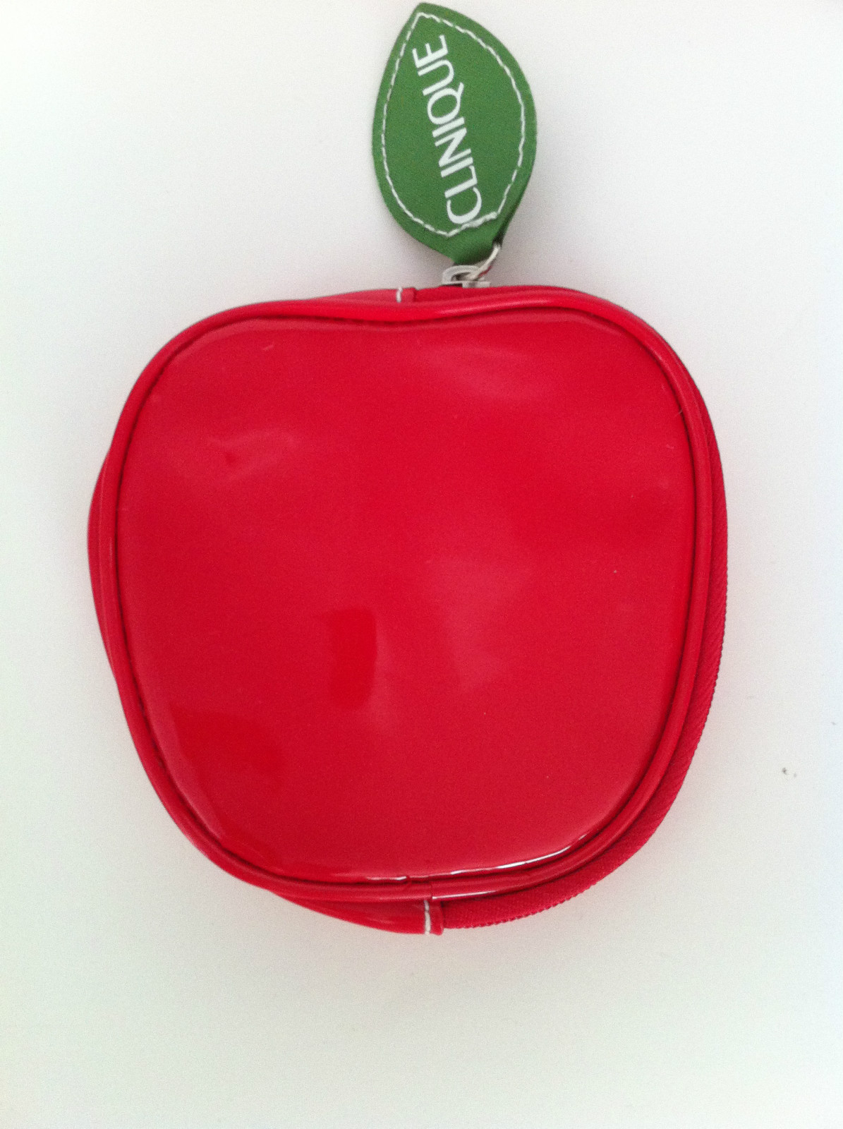 Clinique Red Apple Vinyl Cosmetic Case w/ Zipper 4.5 inches NEW!