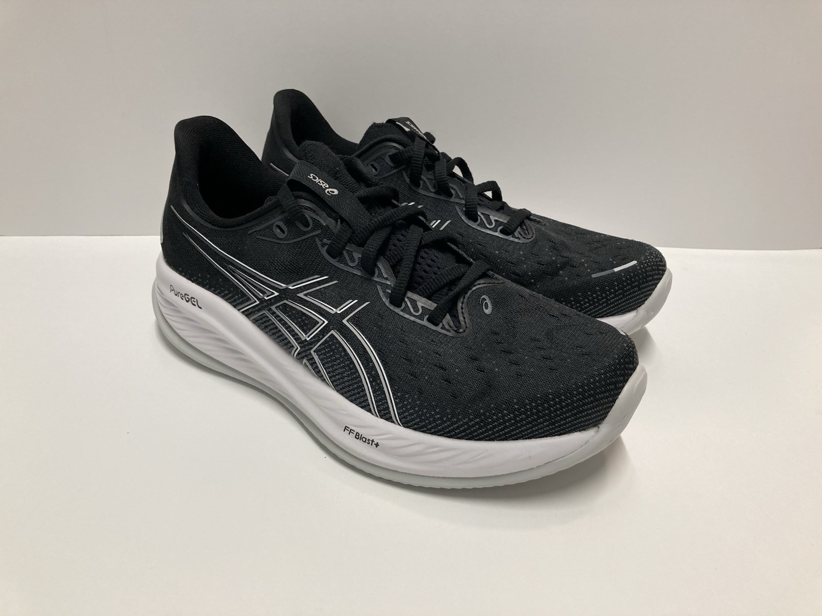 ASICS Gel Cumulus 26 Men’s Size 8 Black Concrete