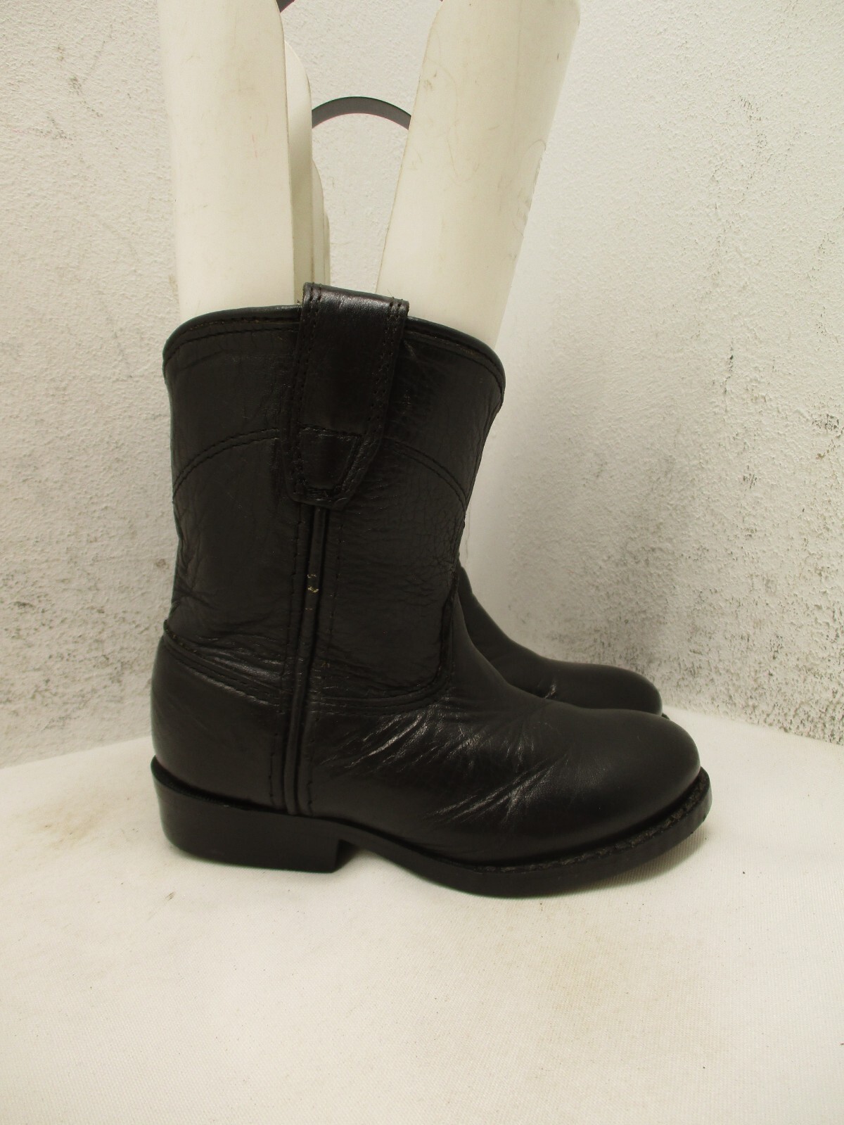 A JAMA PRODUCT Baby Size 5 Black Leather Cowboy Western Roper Boots