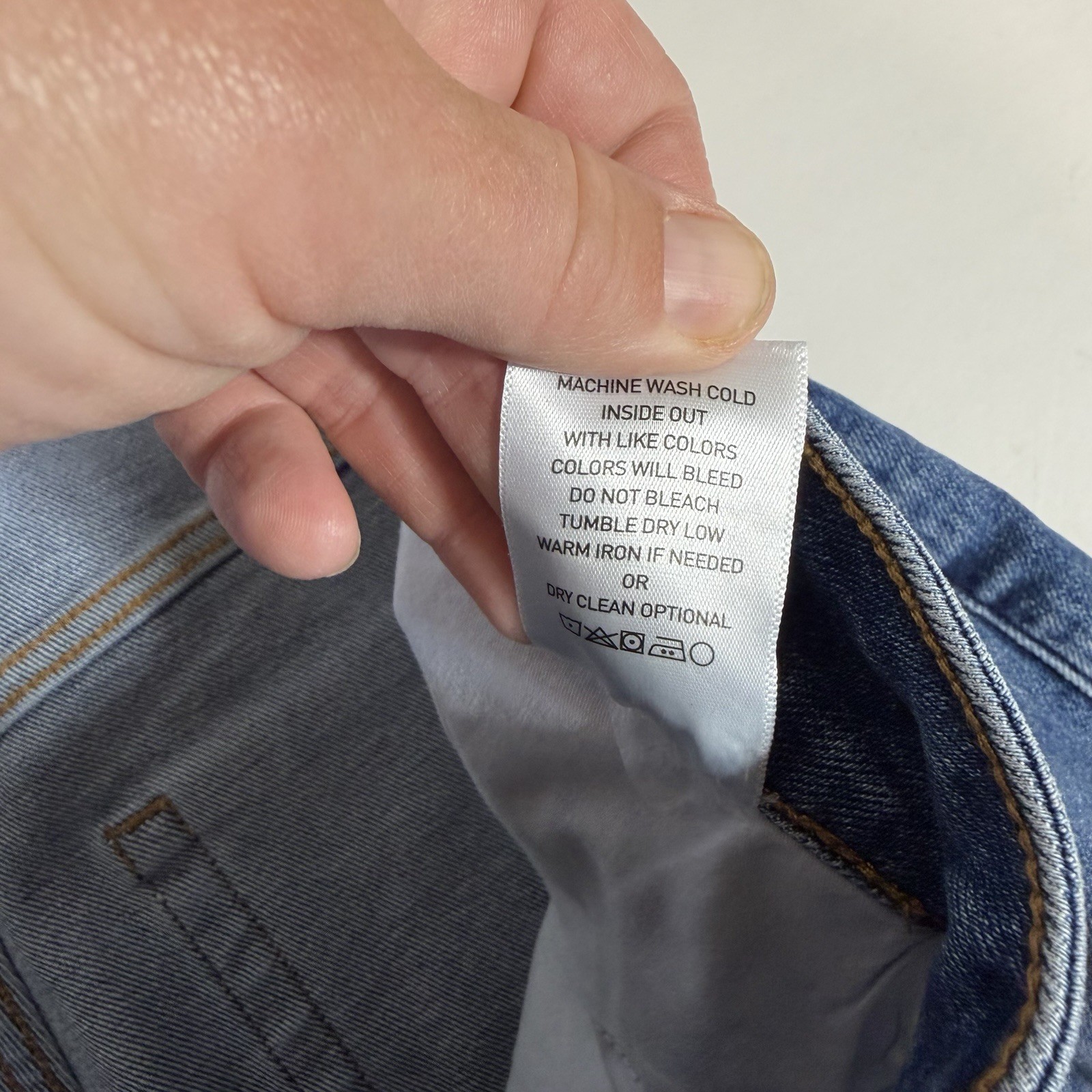 NWT MOCO Boutique Flare Jeans Womens Size 14w Tummy Control Raw Hem MOCO-BY1229