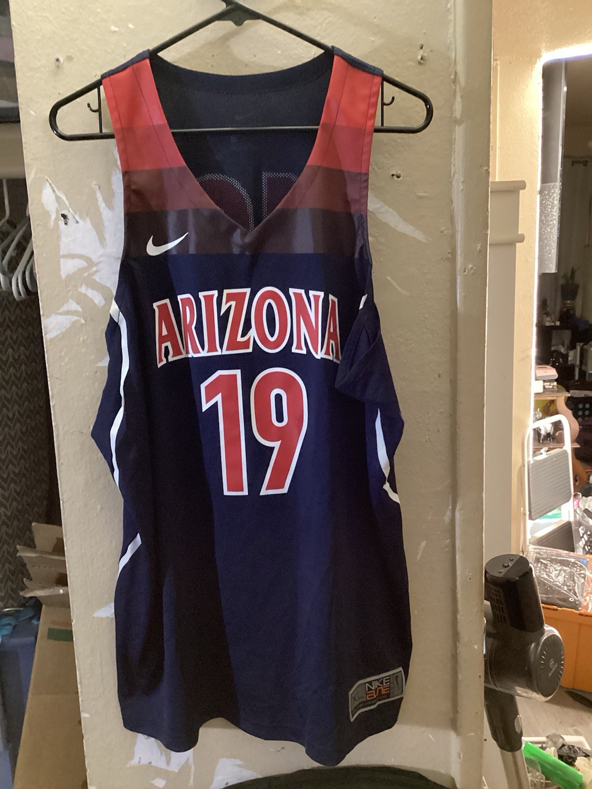 Nike Dri Fit University of Arizona Basketball Elite Team Blue Jersey Size XL