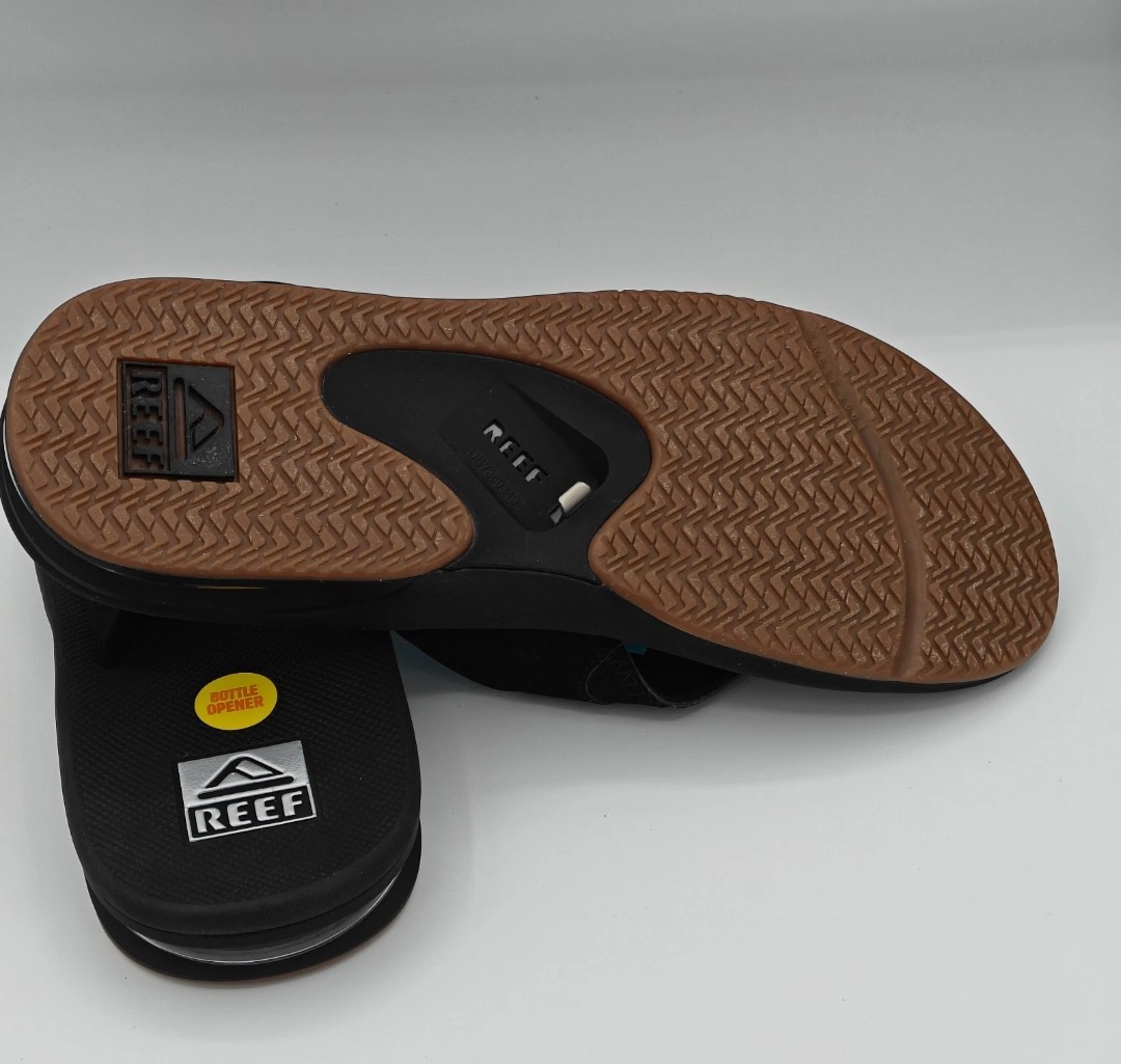Reef Fanning Flip Flops Bottle Opener Black/Silver Sandals Men’s Size 9 NWOT