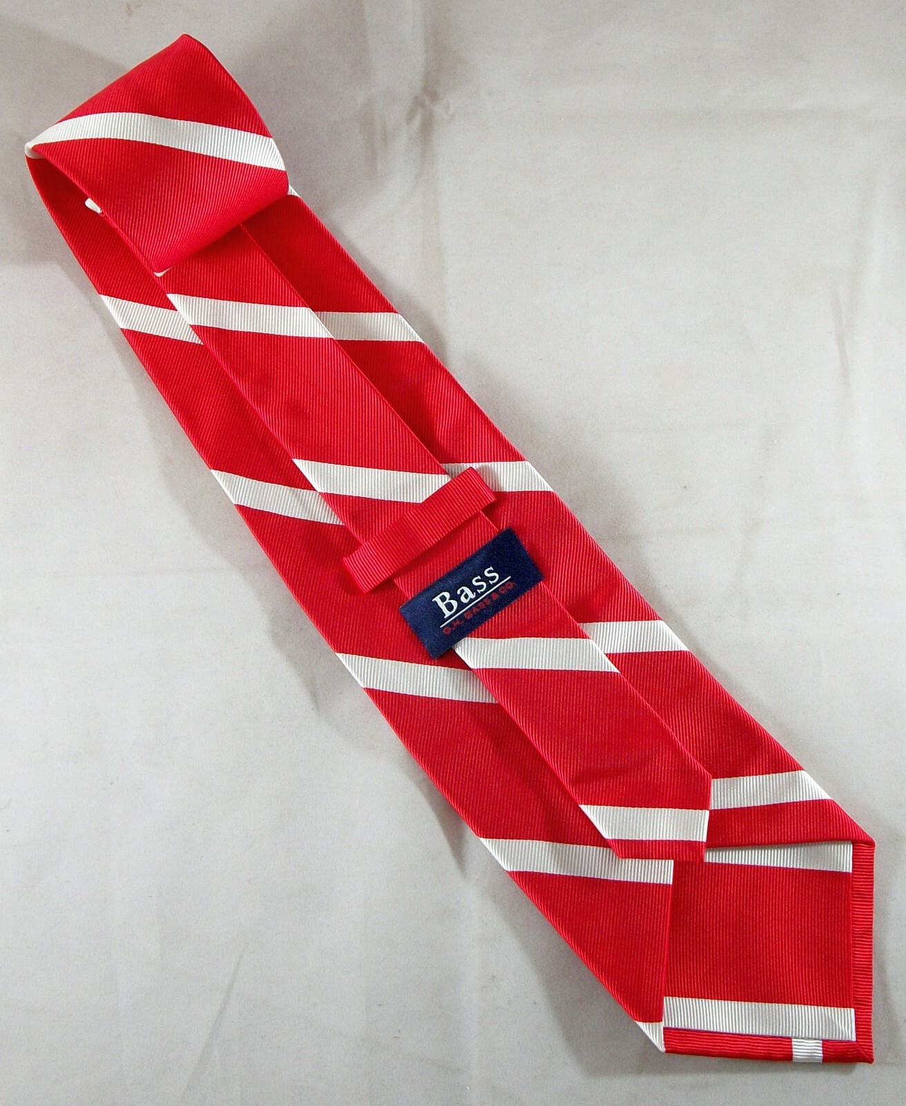 BASS Red & White Stripes Jacquard Silk Neck Tie 58″ Long x 3-3/4″ Wide (E773)