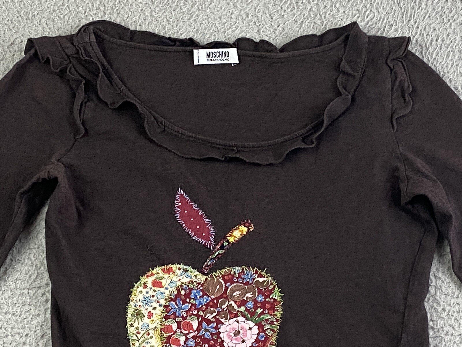 Moschino Cheap and Chic Top Sweater Embroidery Apple Art Angora Vtg 80 90 42/8
