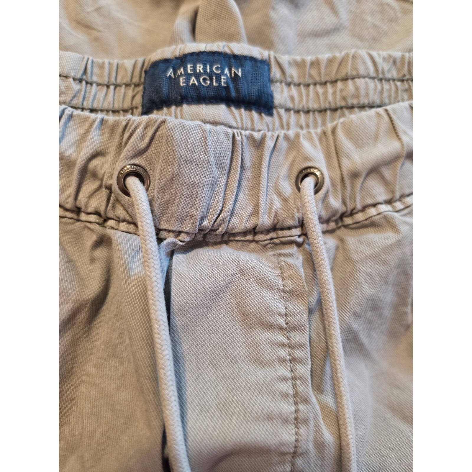 American Eagle Mens Gray Khaki Next Level Flex Elastic Waist Drawstring Shorts M
