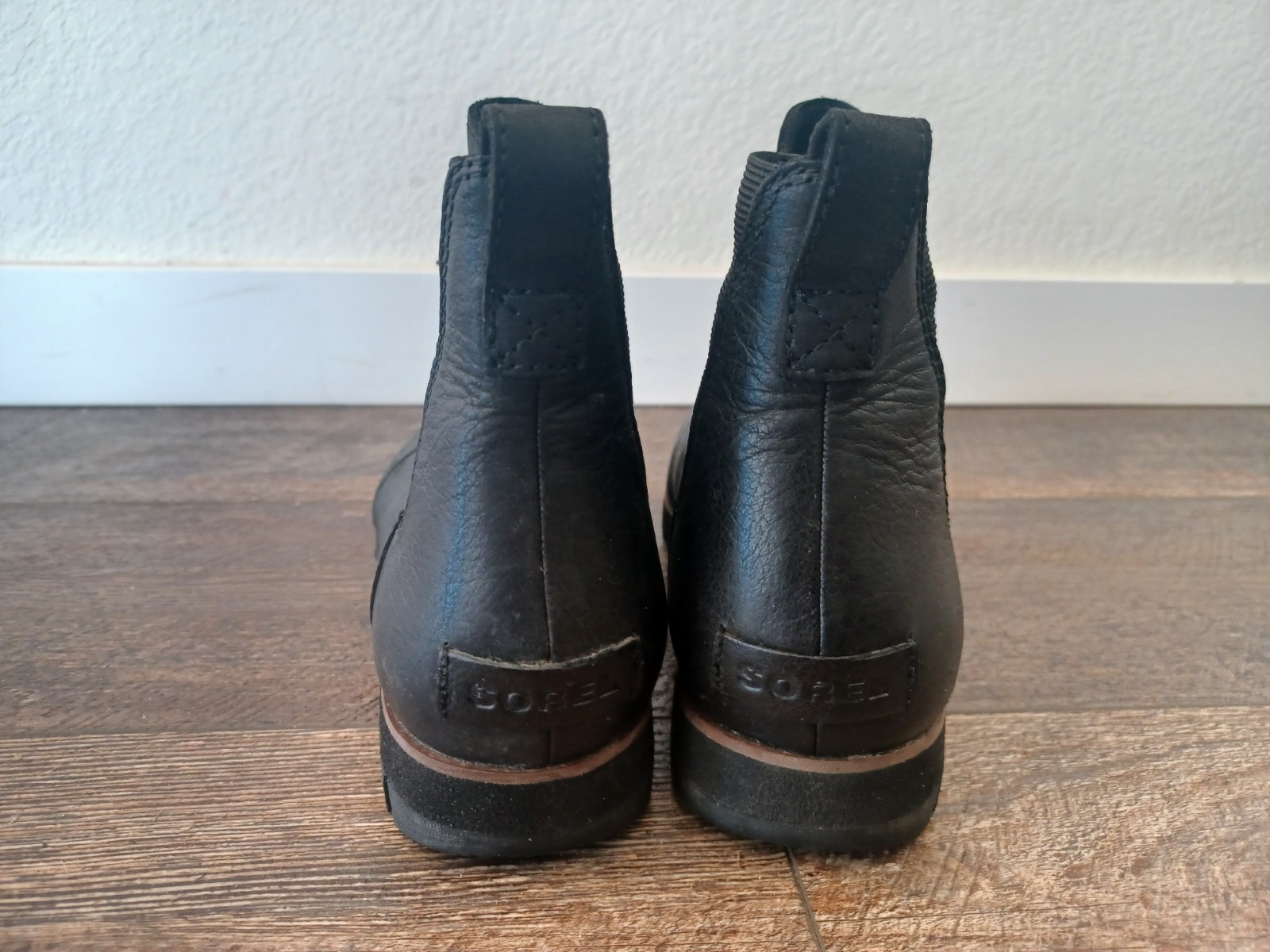 Sorel Harlow Chelsea Ankle Boots Womens 9.5 Black Leather Slip On