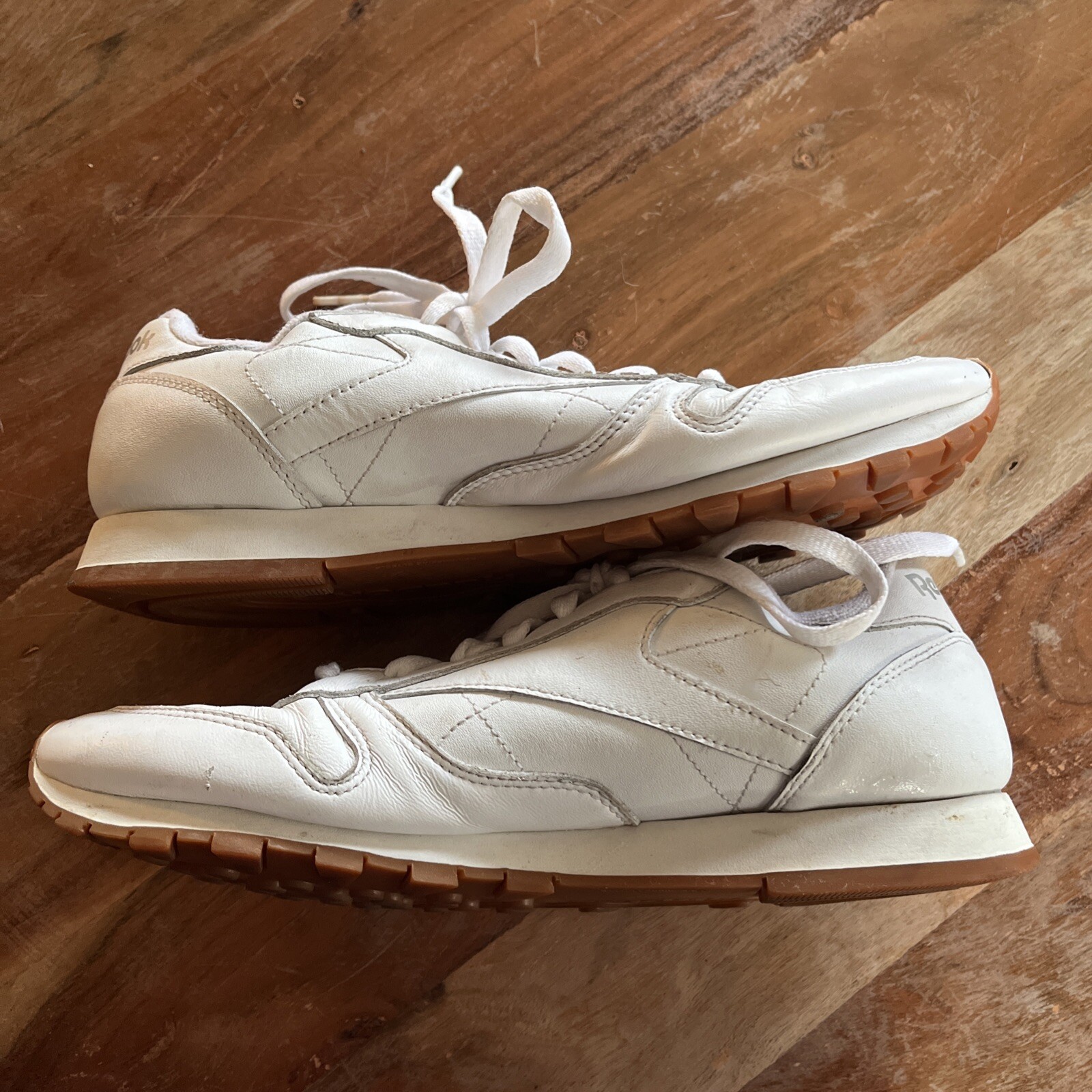 Size 9.5 – Reebok Classic Leather White Grey Gum